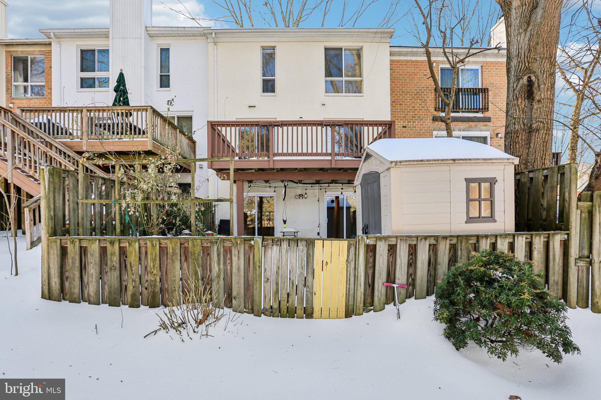 VILLAGE OF OWEN BROWN - Residential