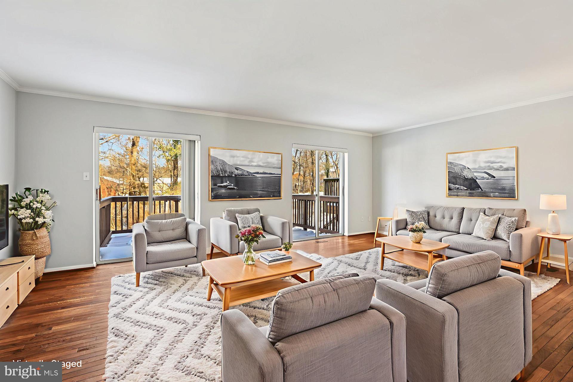 VILLAGE OF OWEN BROWN - Residential