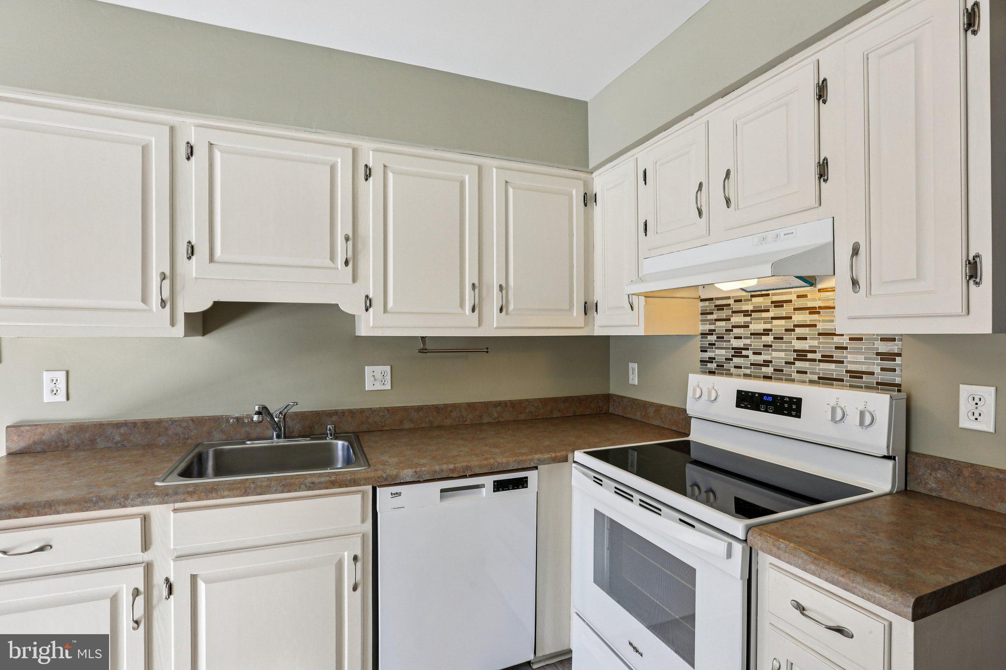 VILLAGE OF OWEN BROWN - Residential