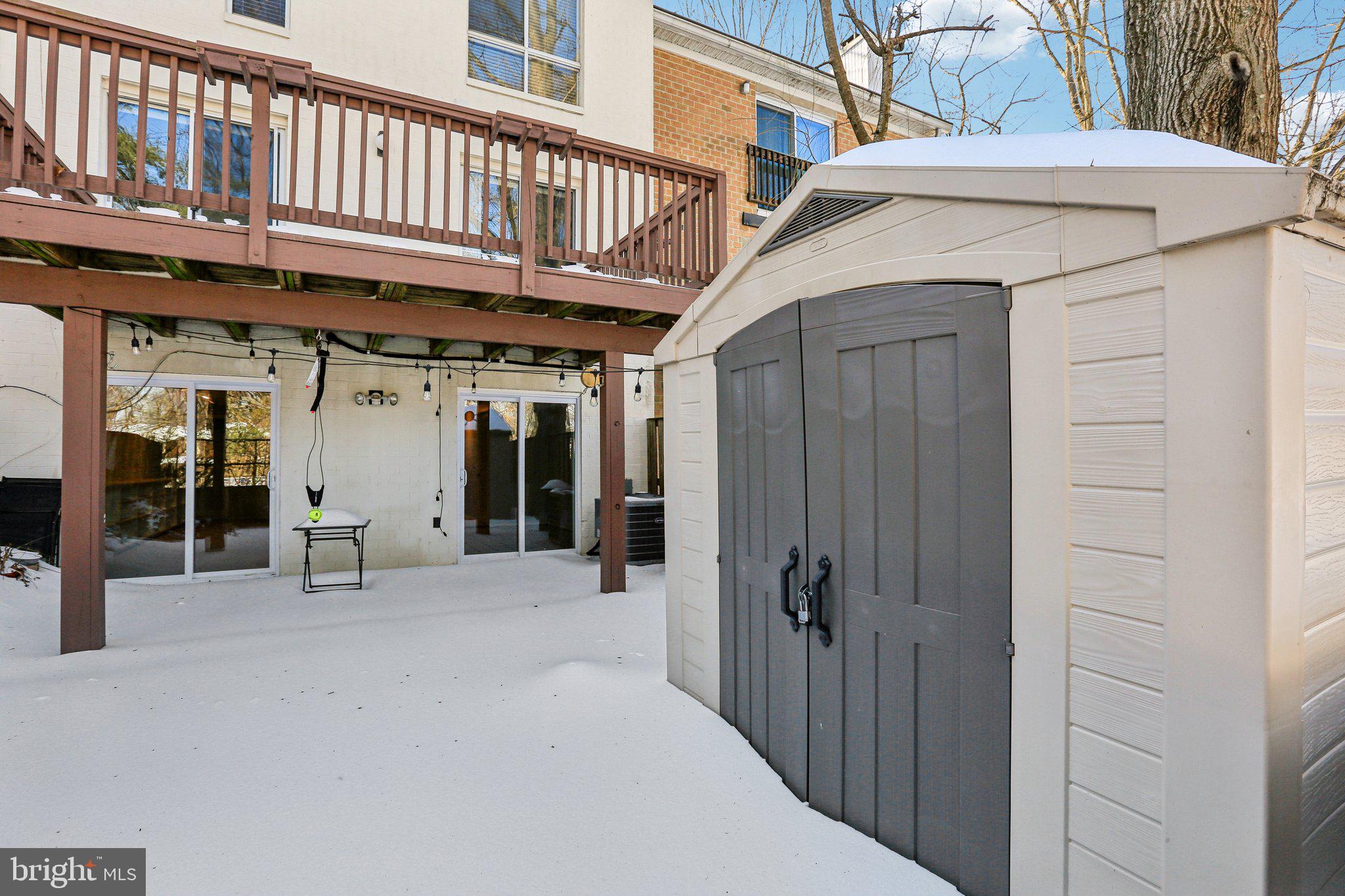 VILLAGE OF OWEN BROWN - Residential