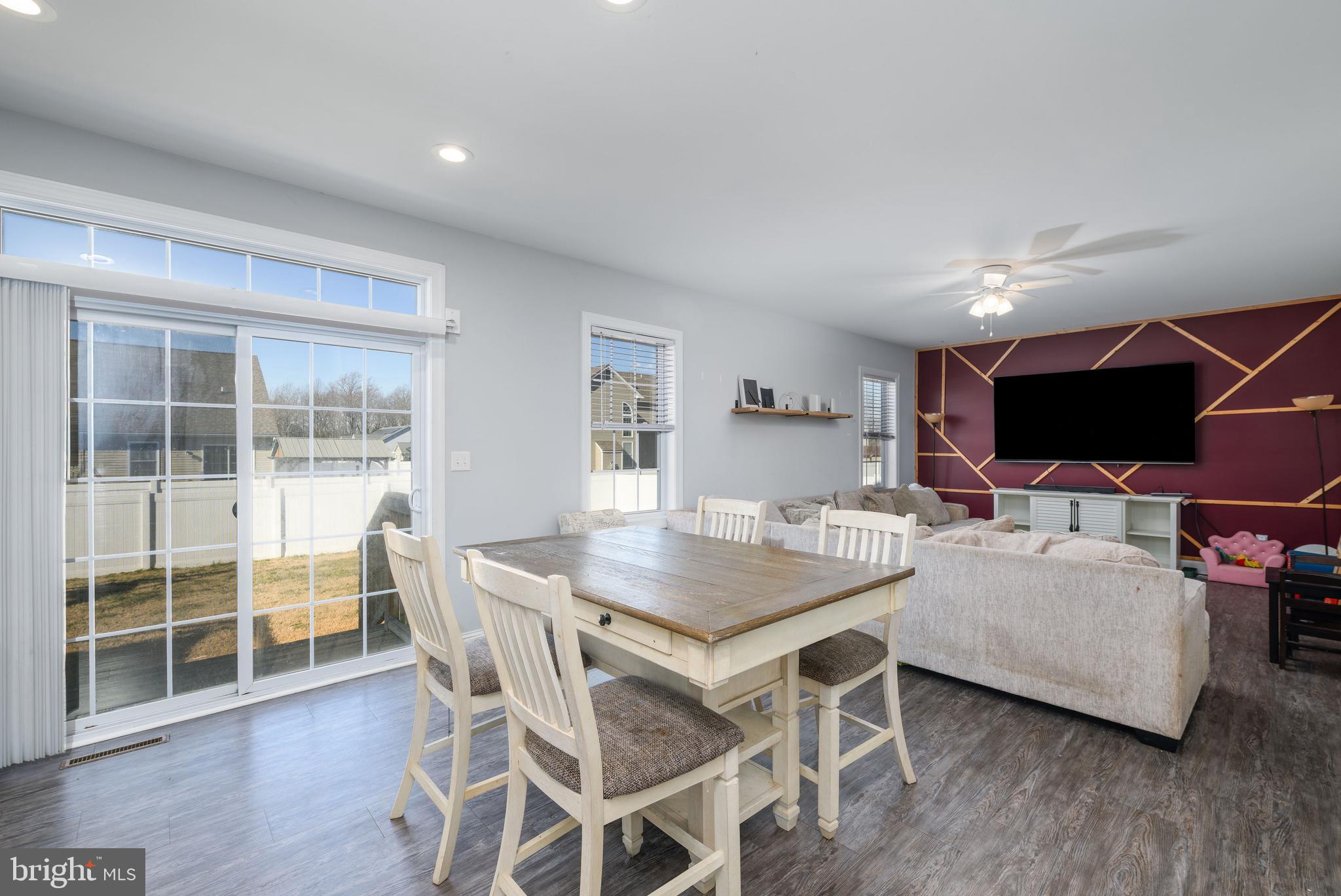 LIGHTHOUSE ESTATES - Residential