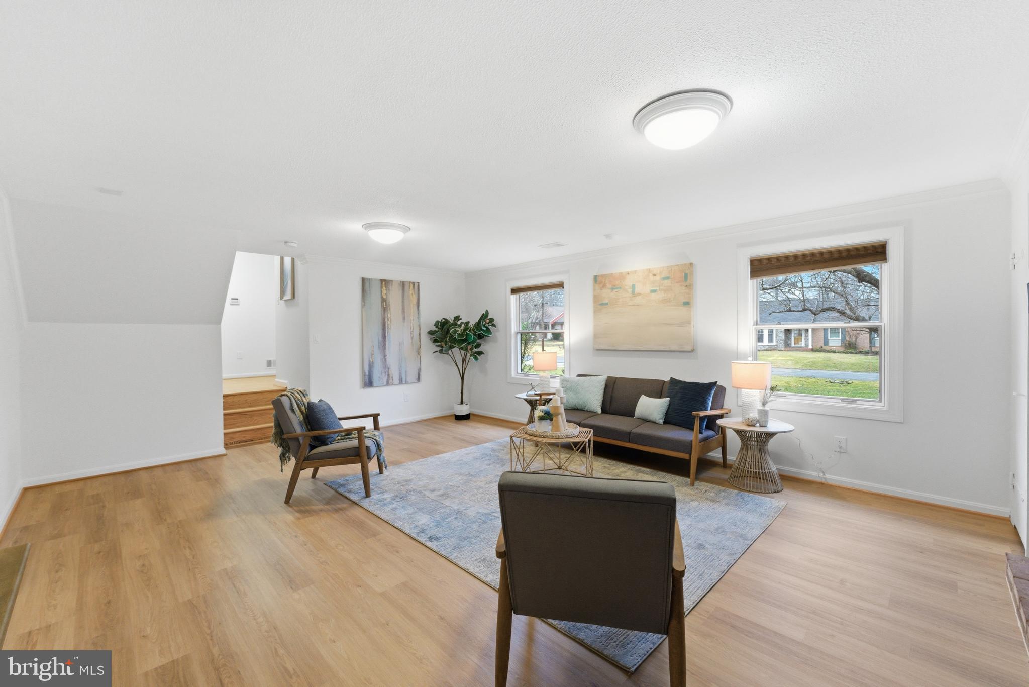 SHERWOOD FOREST MANOR - Residential