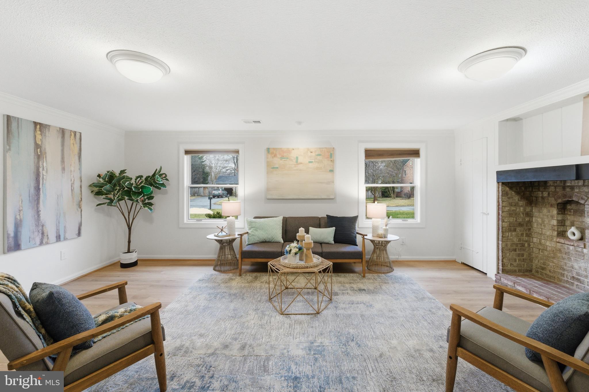 SHERWOOD FOREST MANOR - Residential