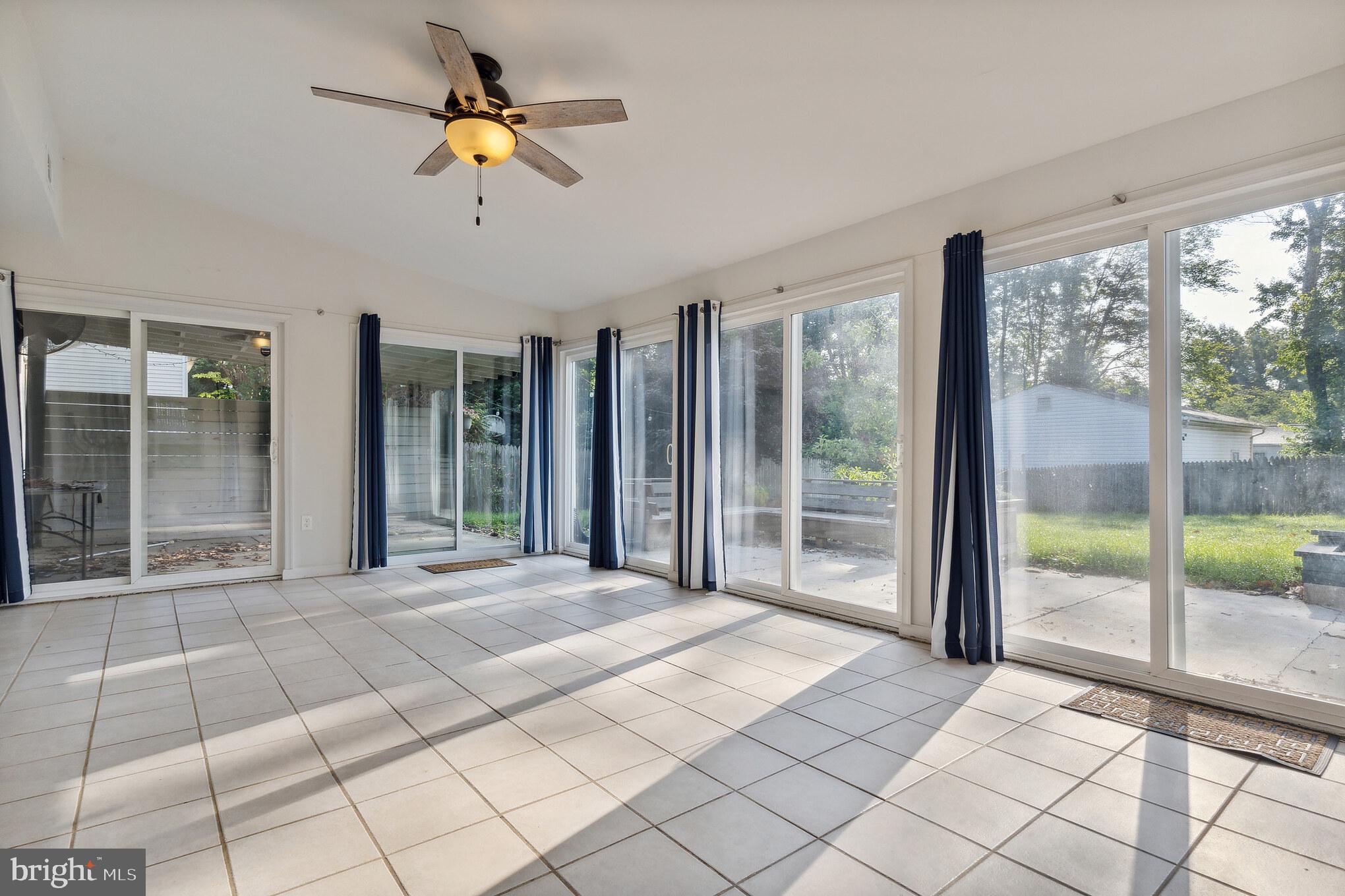 LA DOVA HEIGHTS - Residential