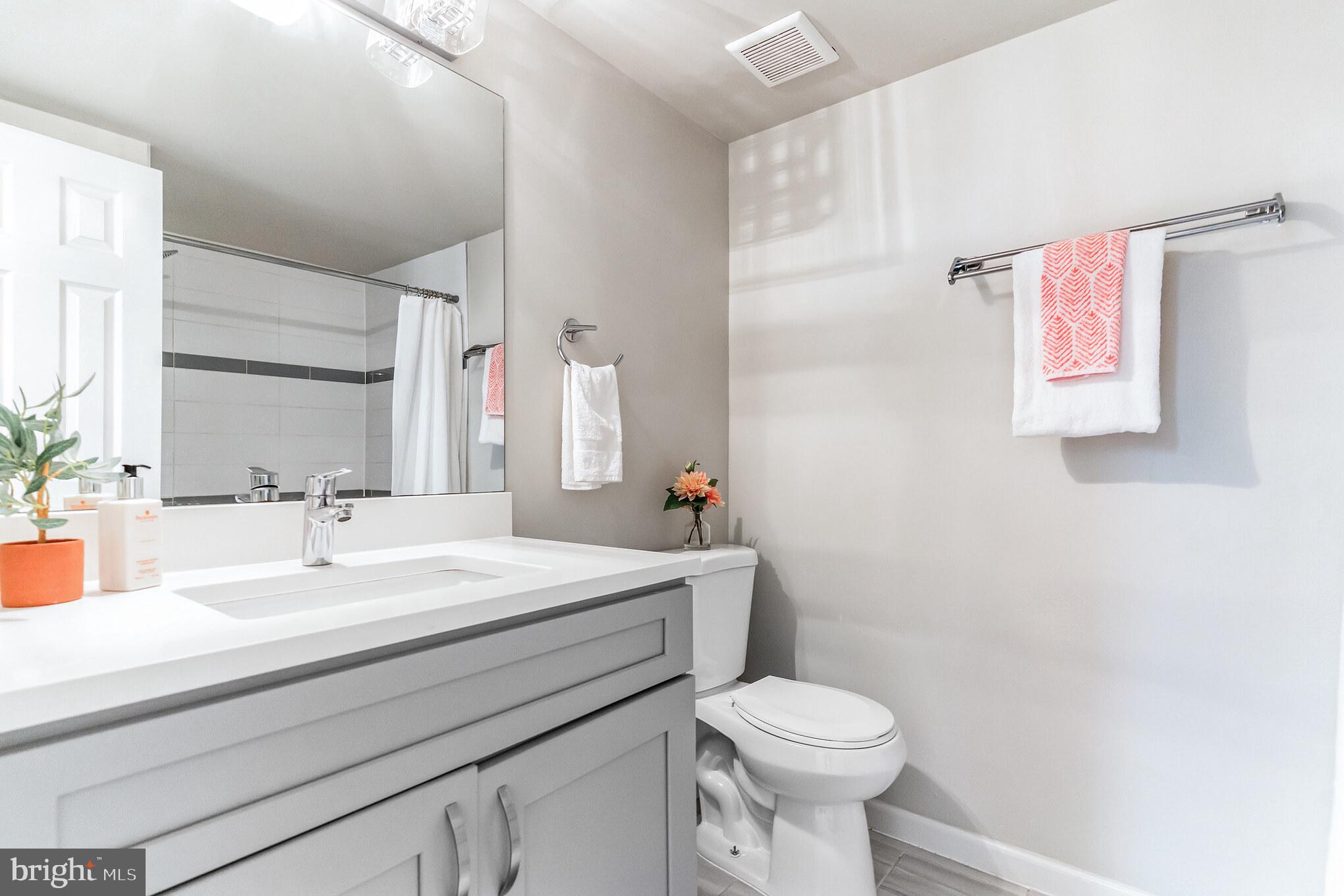 LA DOVA HEIGHTS - Residential