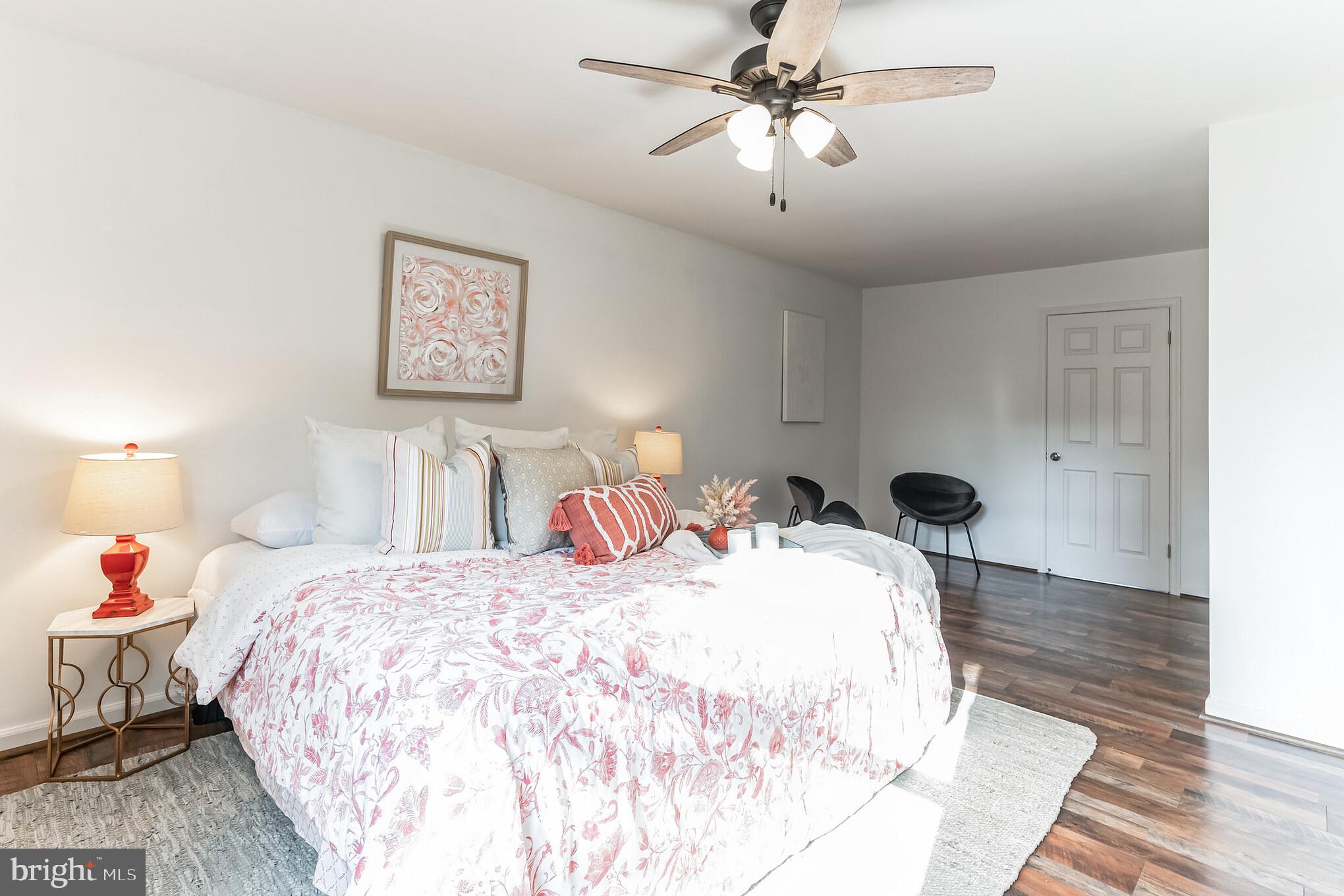 LA DOVA HEIGHTS - Residential