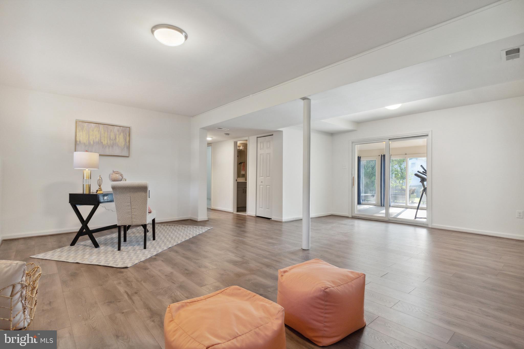 LA DOVA HEIGHTS - Residential