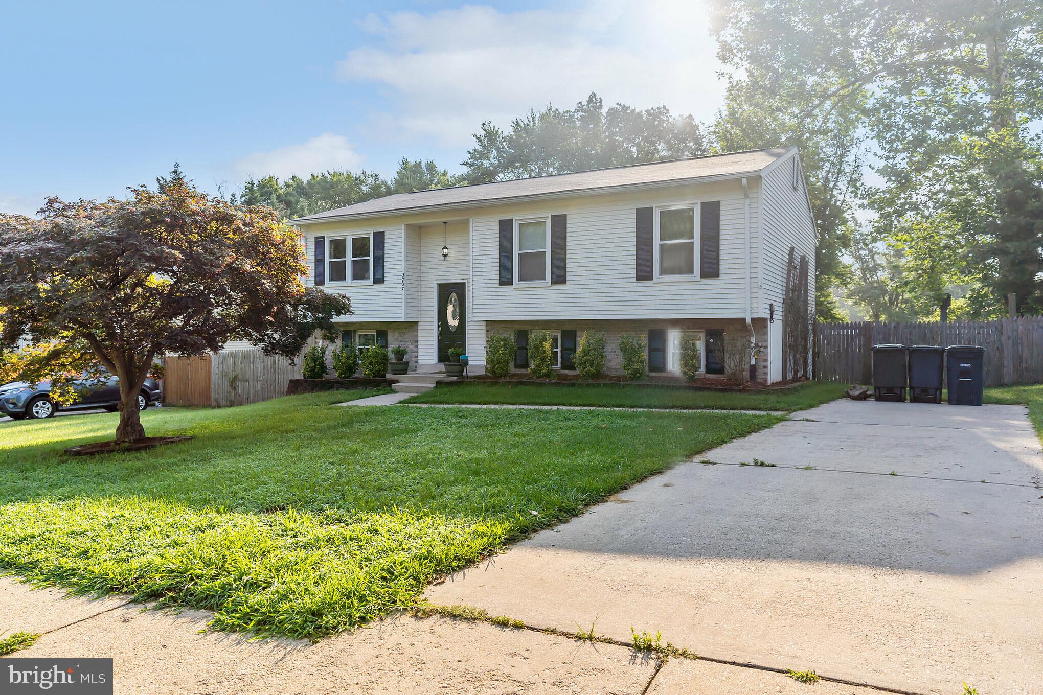 LA DOVA HEIGHTS - Residential