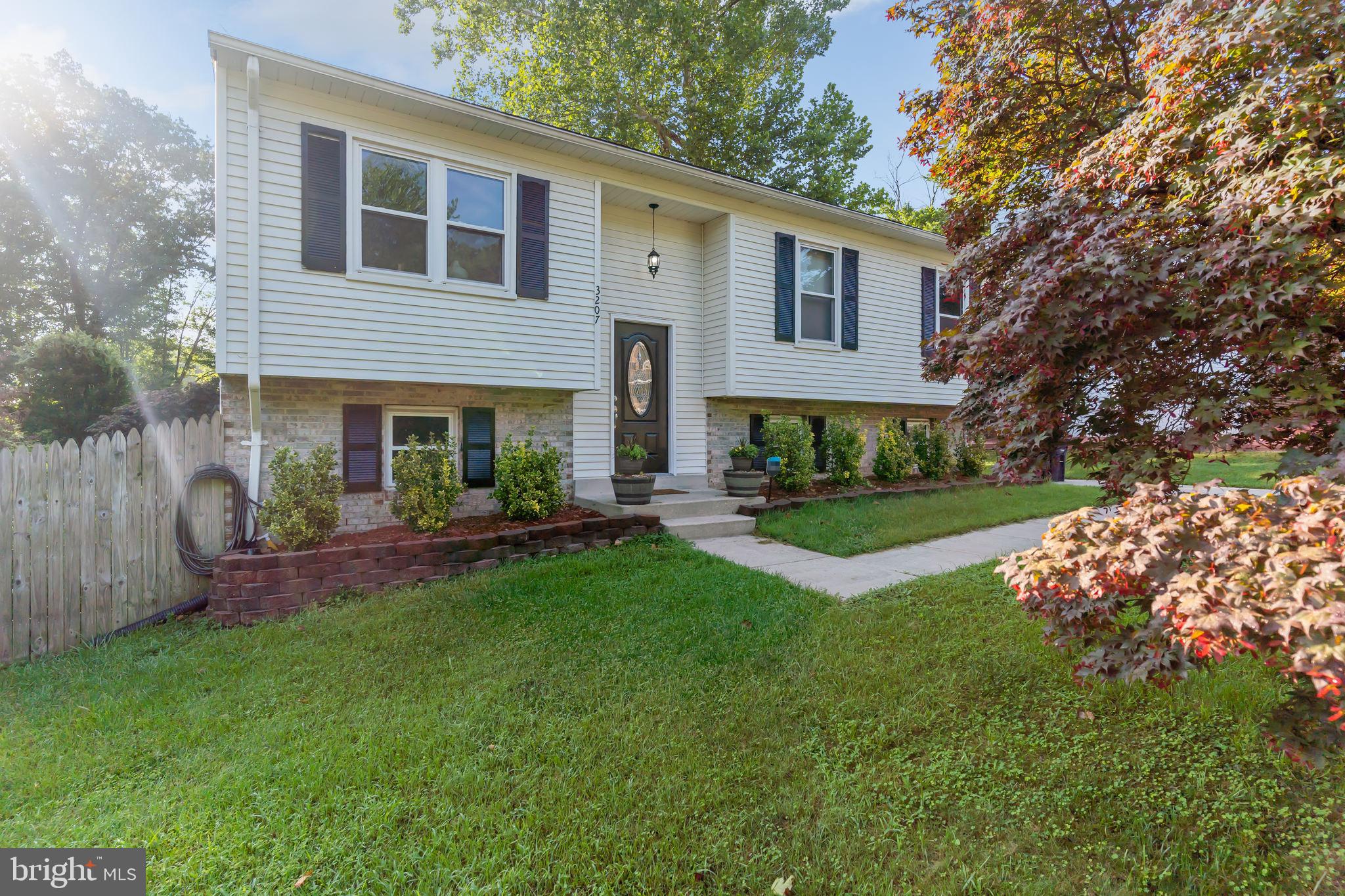 LA DOVA HEIGHTS - Residential