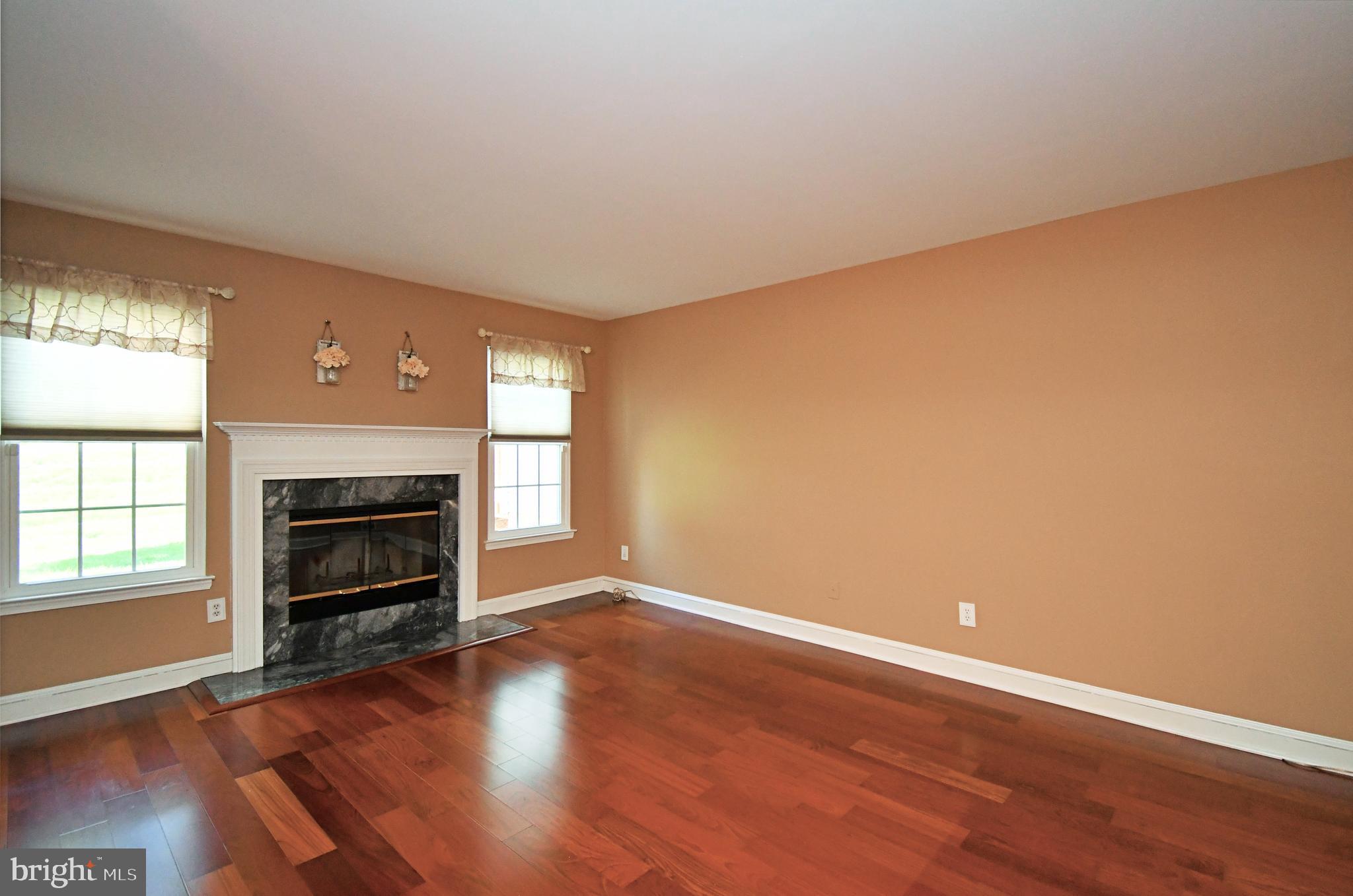 WINNERS CIRCLE - Residential