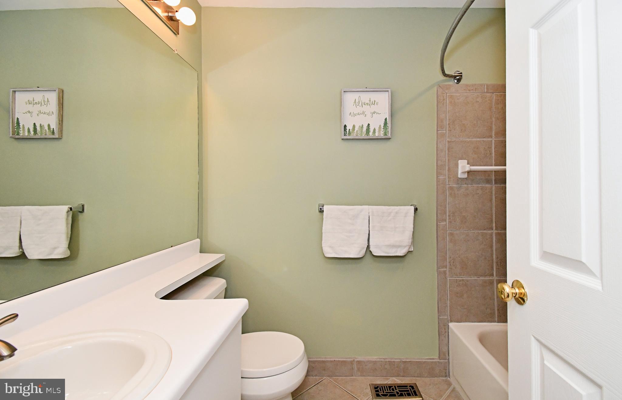 WINNERS CIRCLE - Residential