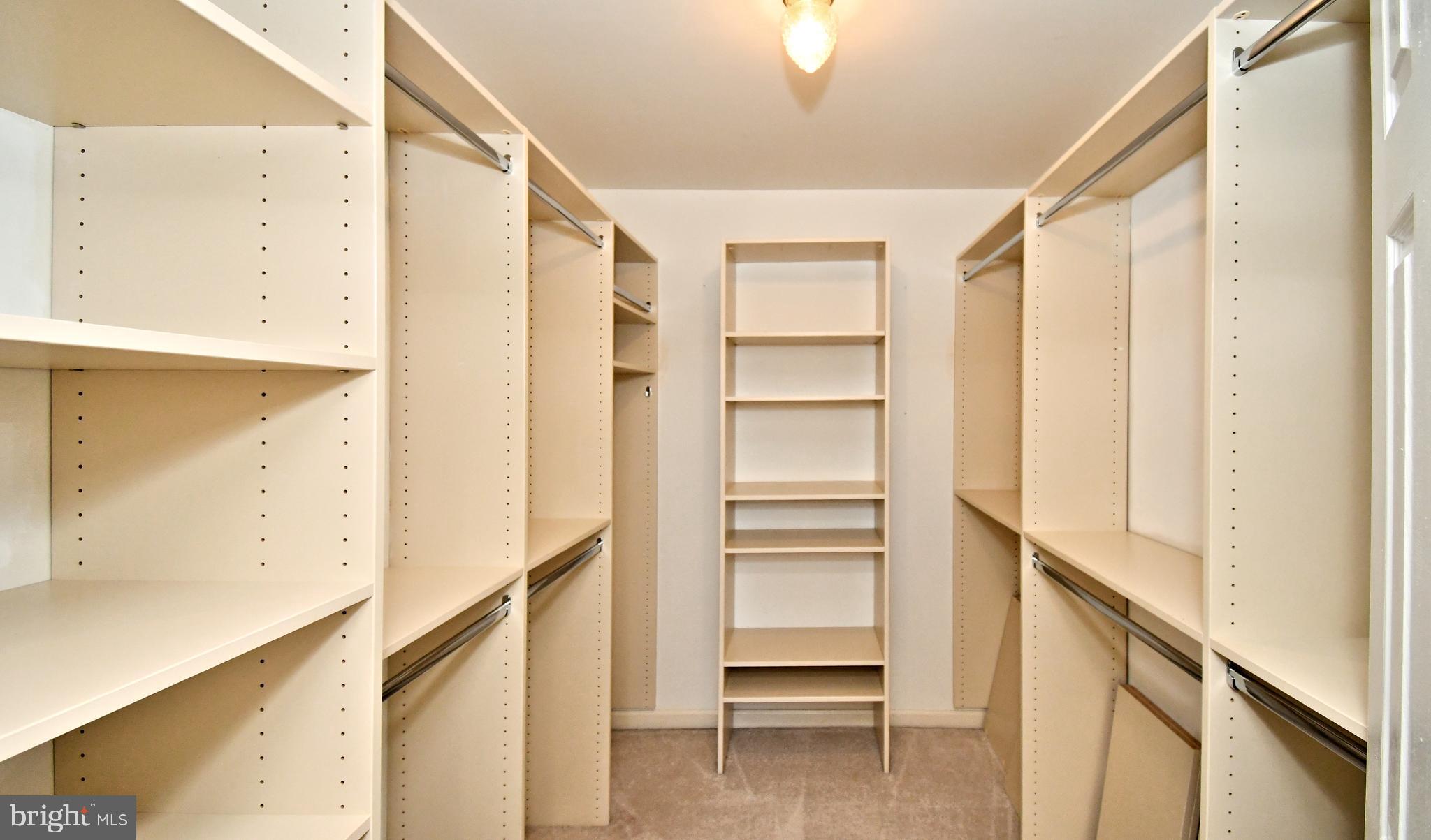 WINNERS CIRCLE - Residential