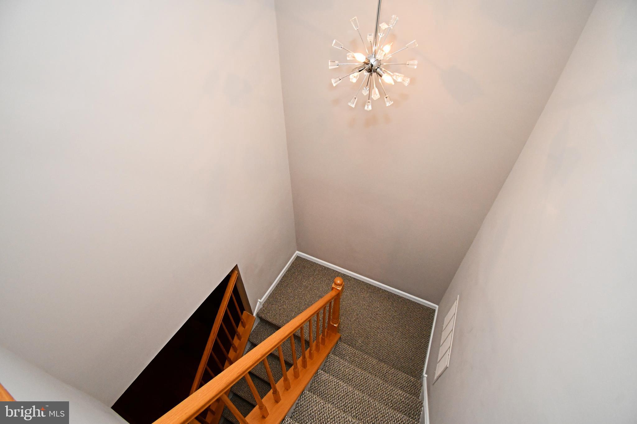 WINNERS CIRCLE - Residential