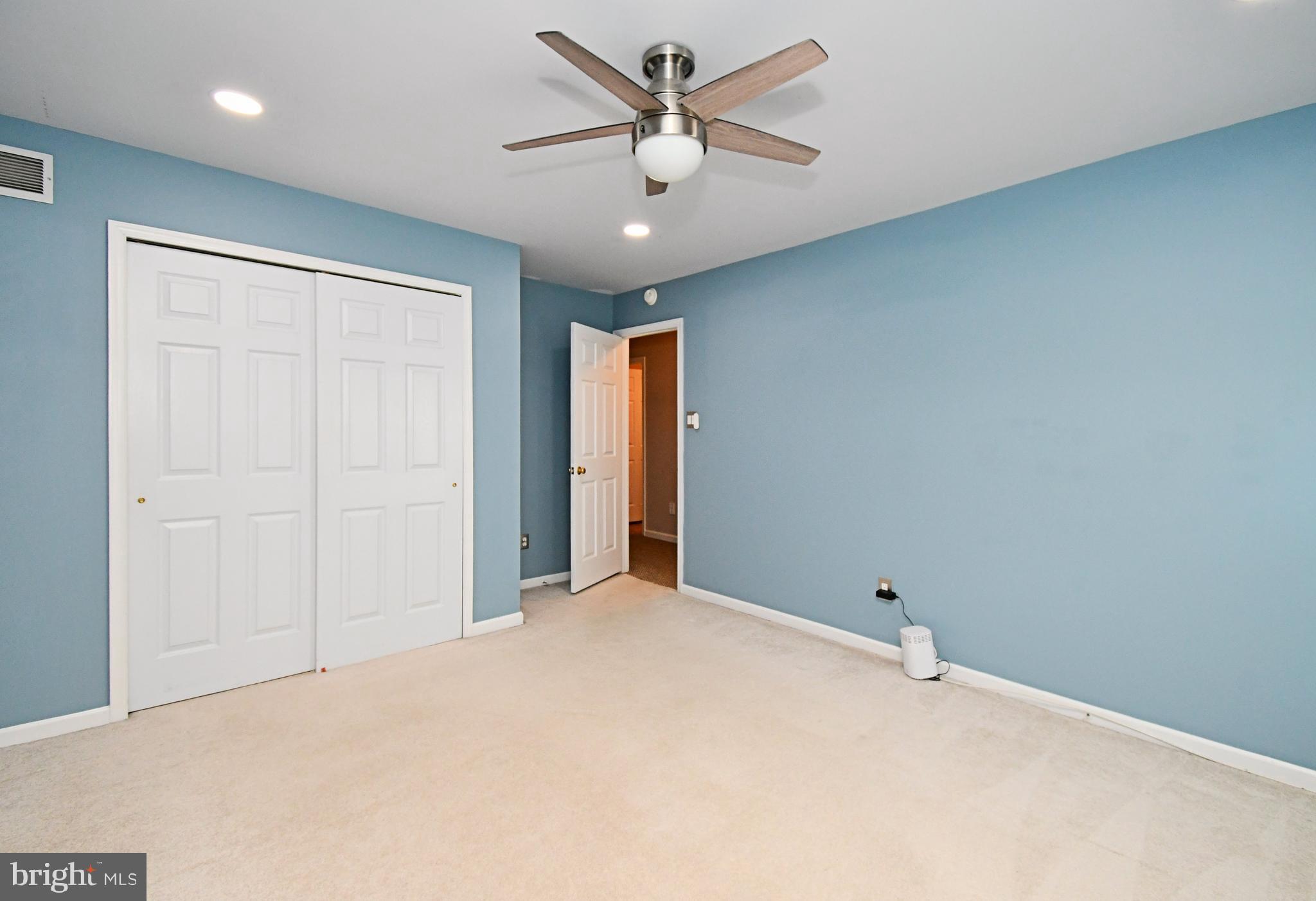 WINNERS CIRCLE - Residential