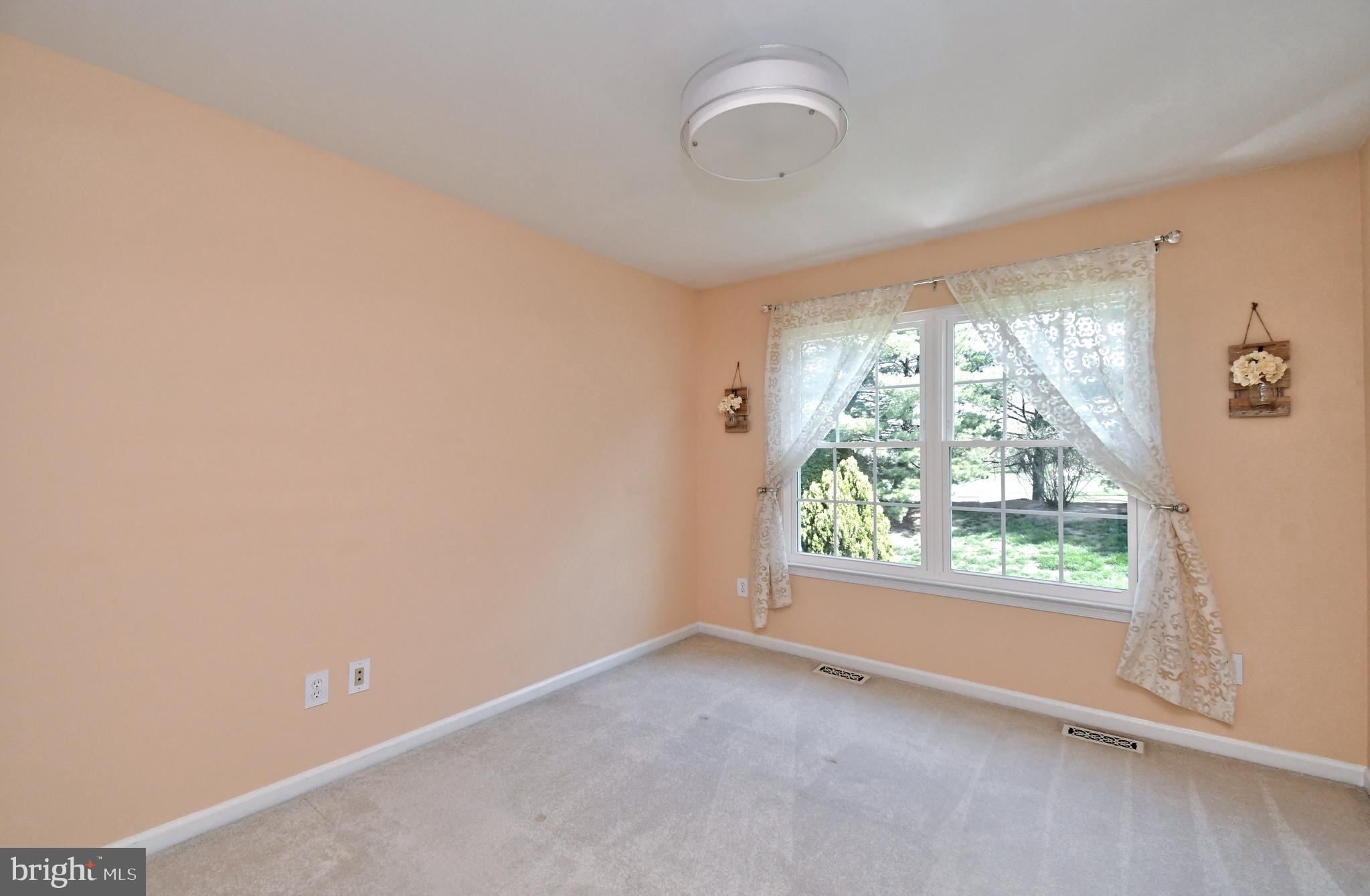 WINNERS CIRCLE - Residential