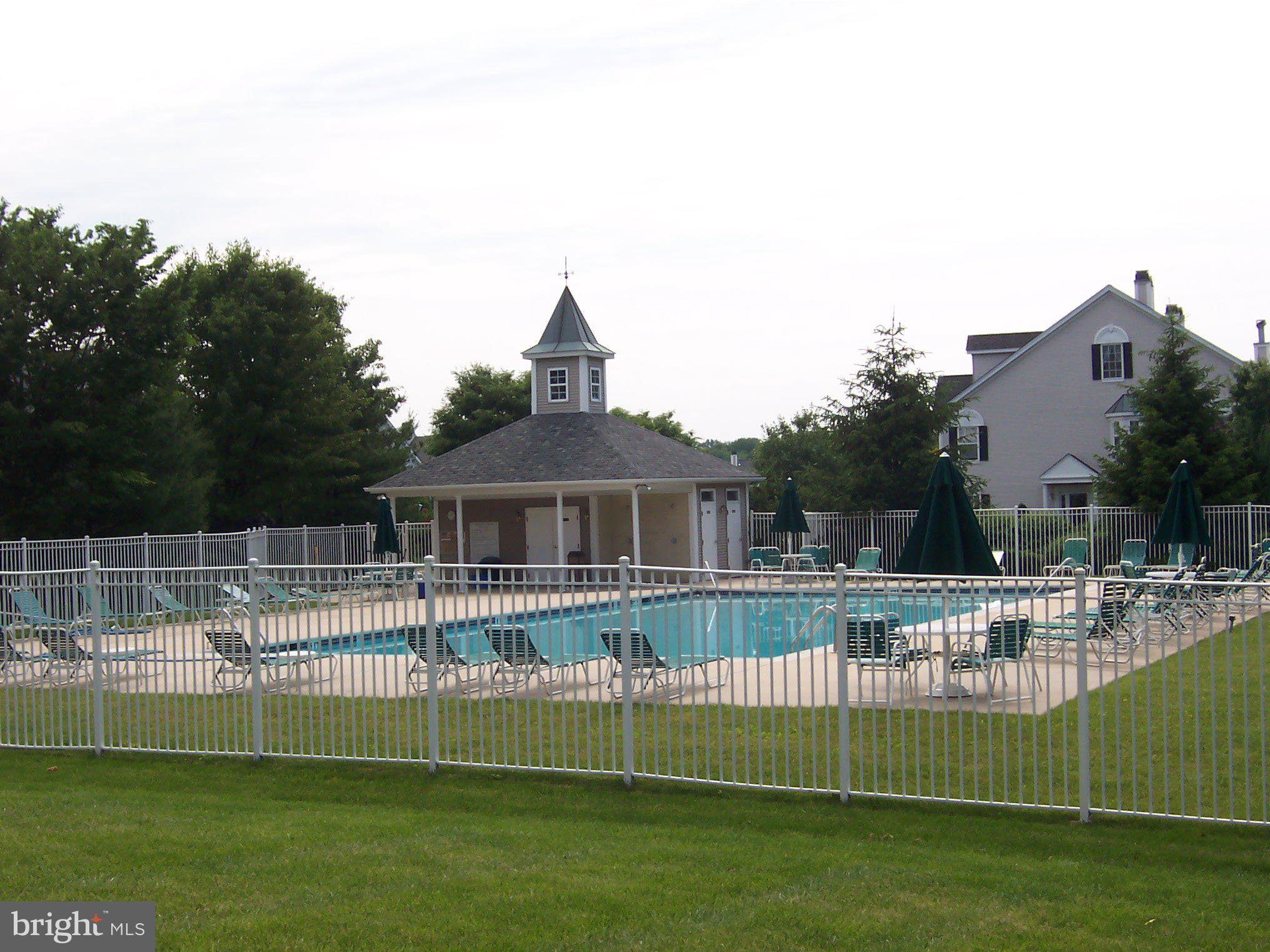 WINNERS CIRCLE - Residential