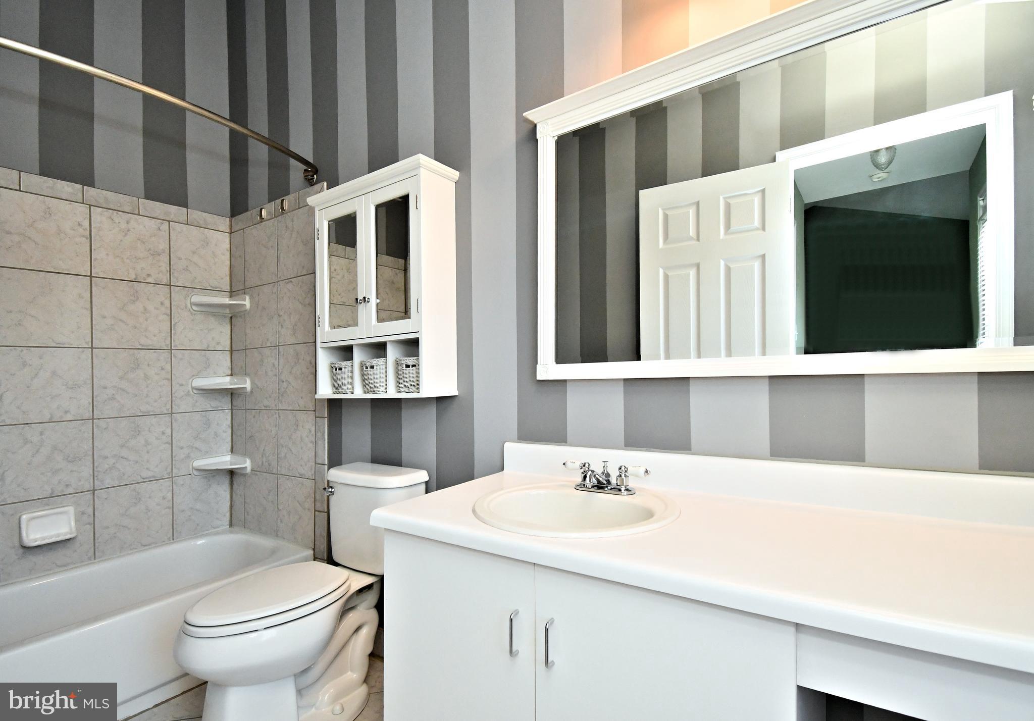 WINNERS CIRCLE - Residential