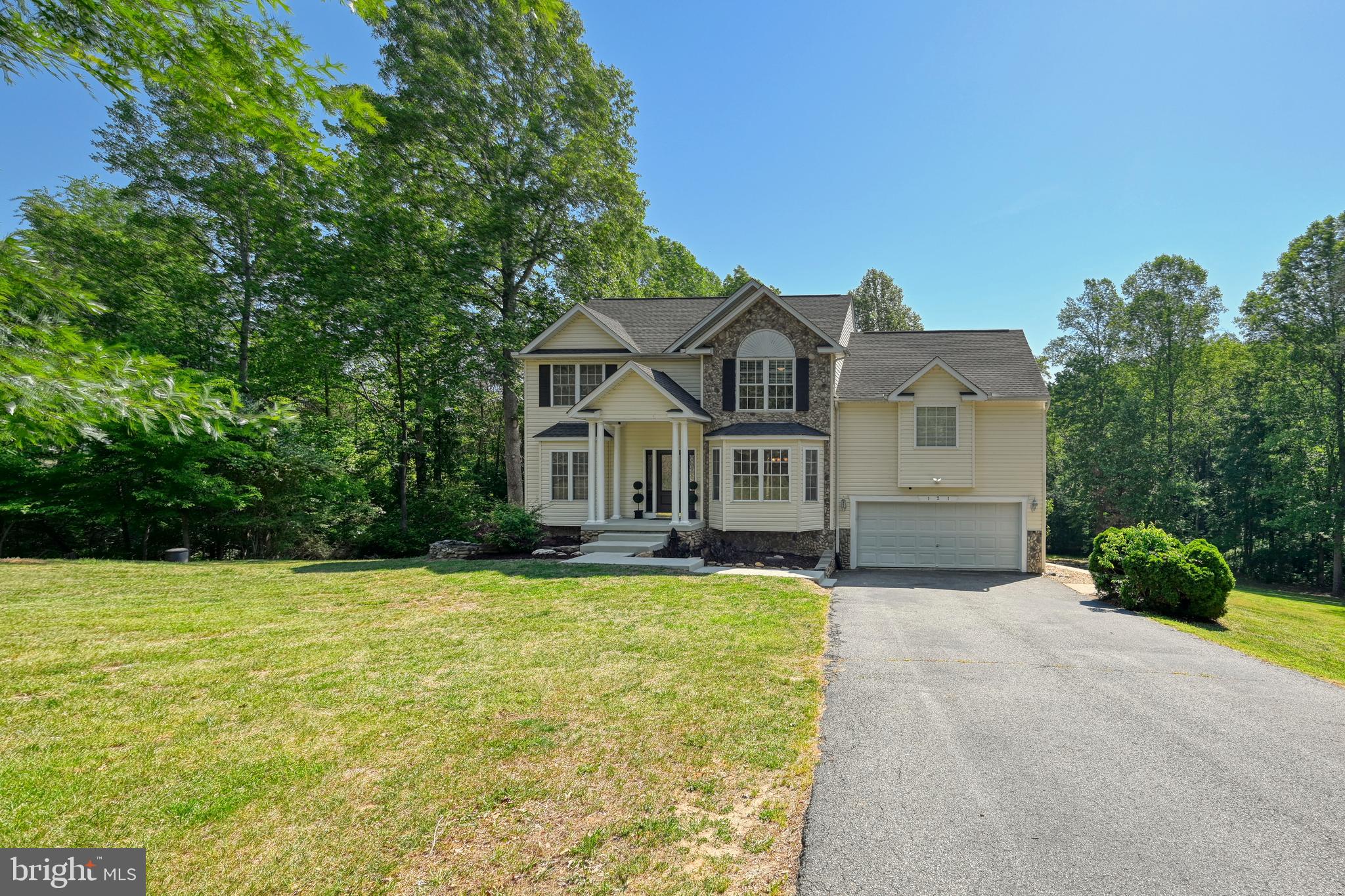OAK GROVE ESTATES - Residential