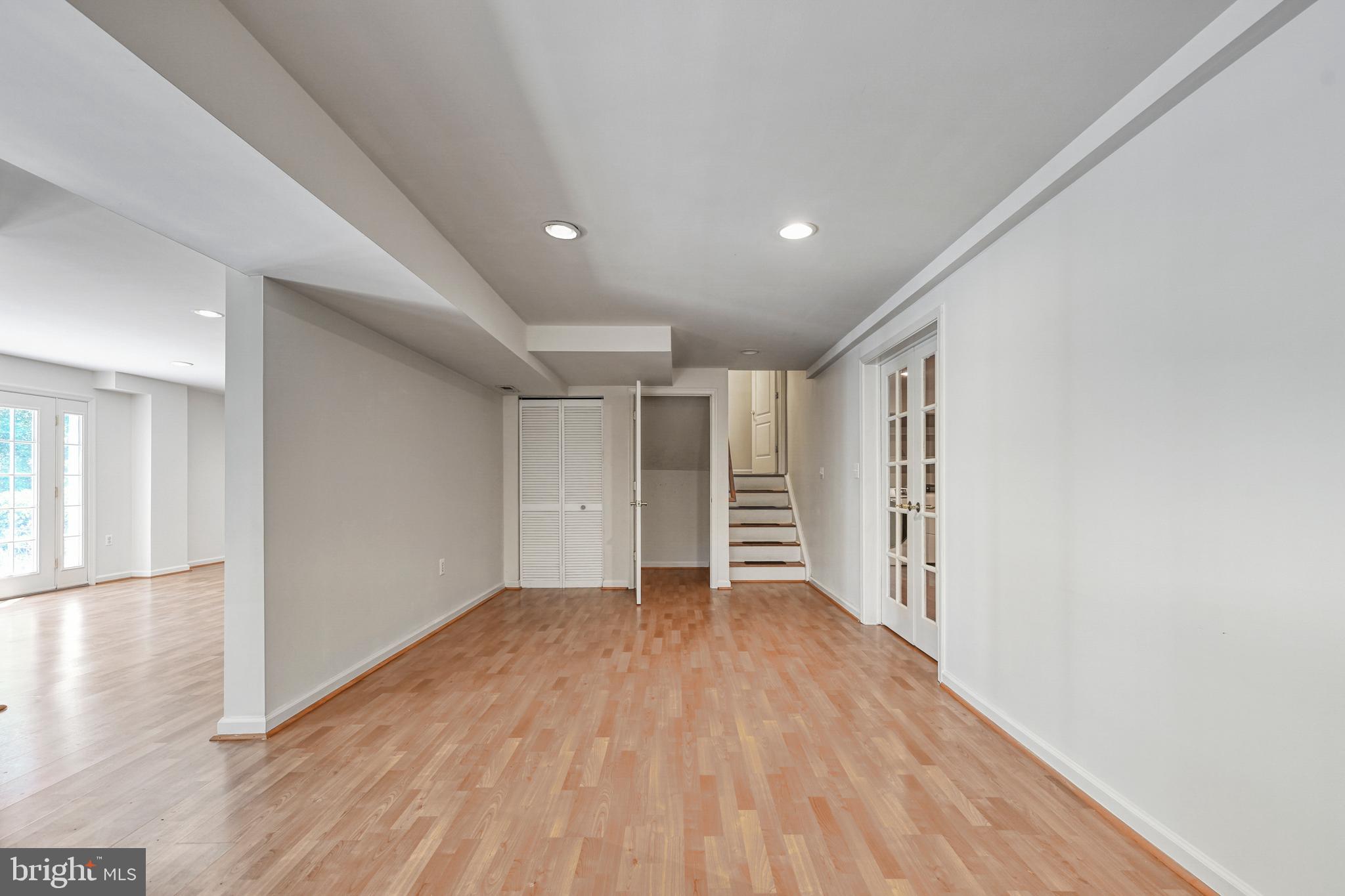 OAK GROVE ESTATES - Residential