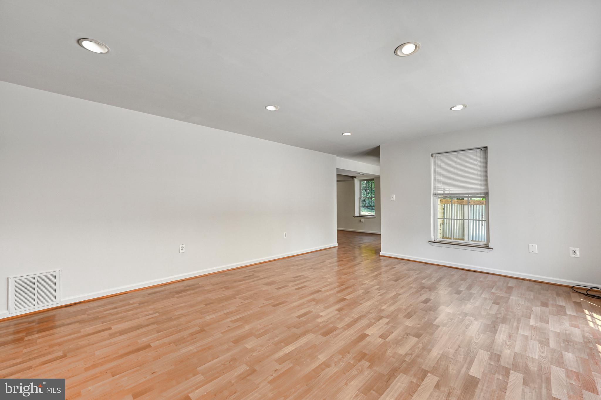 OAK GROVE ESTATES - Residential