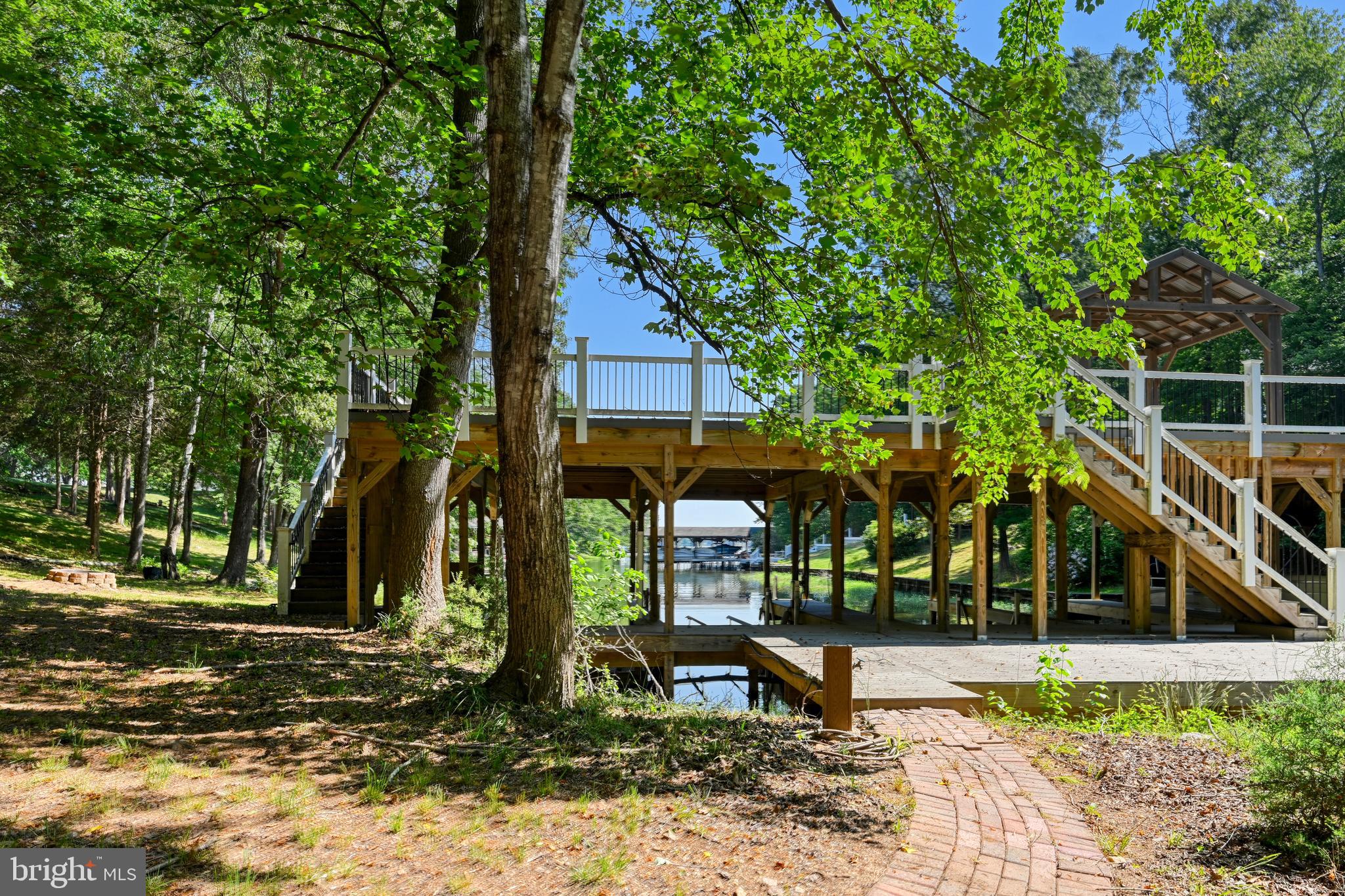 OAK GROVE ESTATES - Residential
