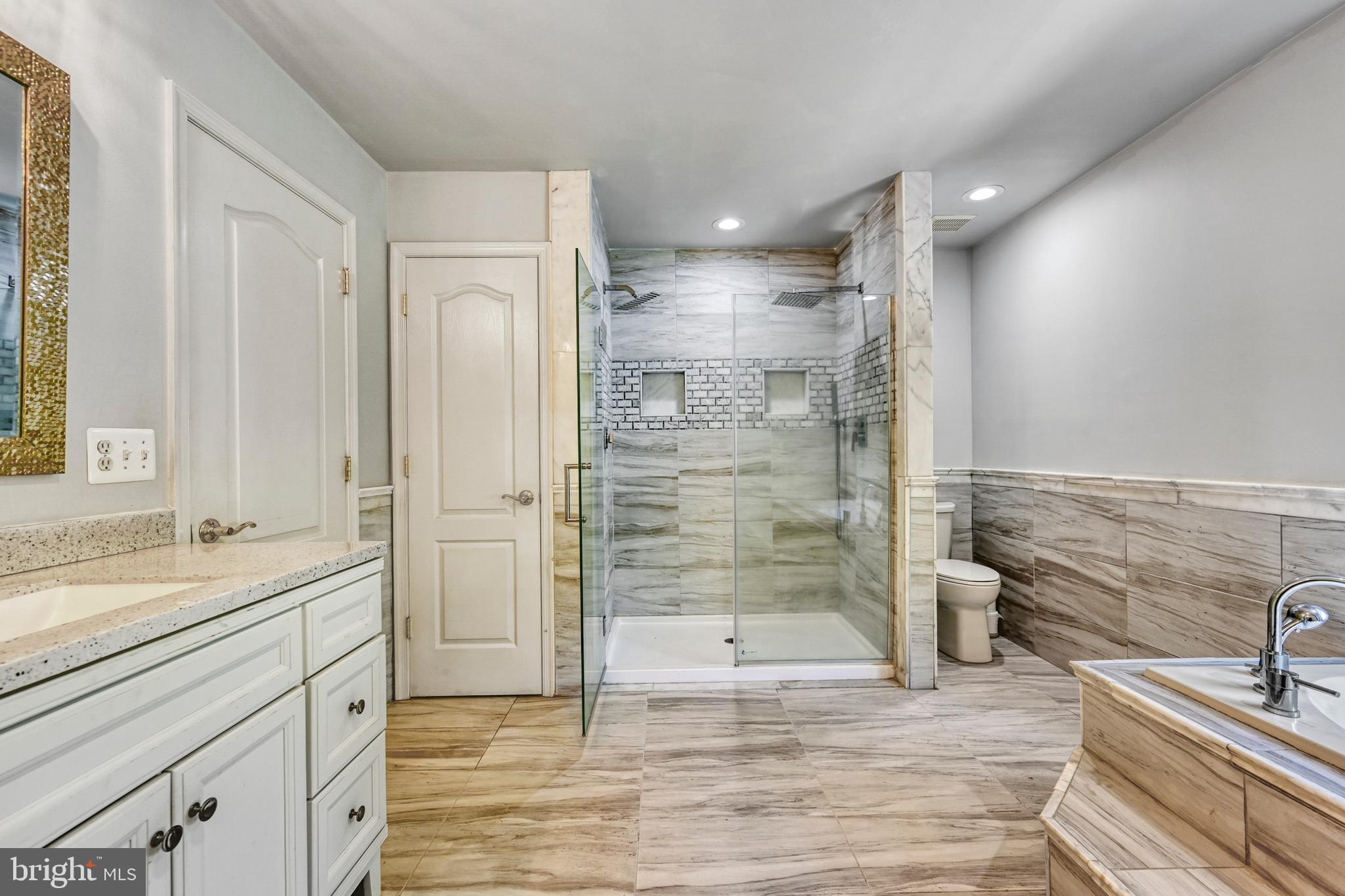 OAK GROVE ESTATES - Residential