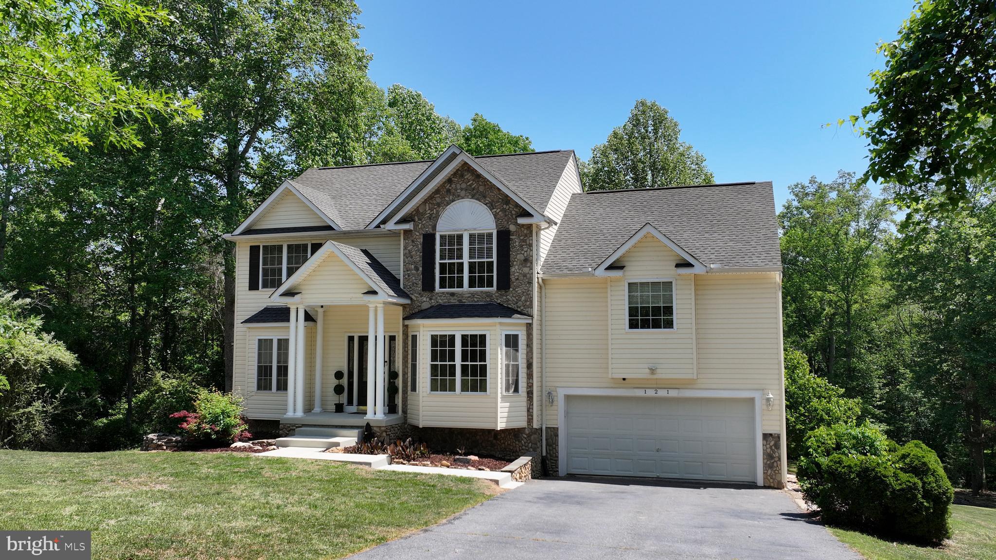 OAK GROVE ESTATES - Residential