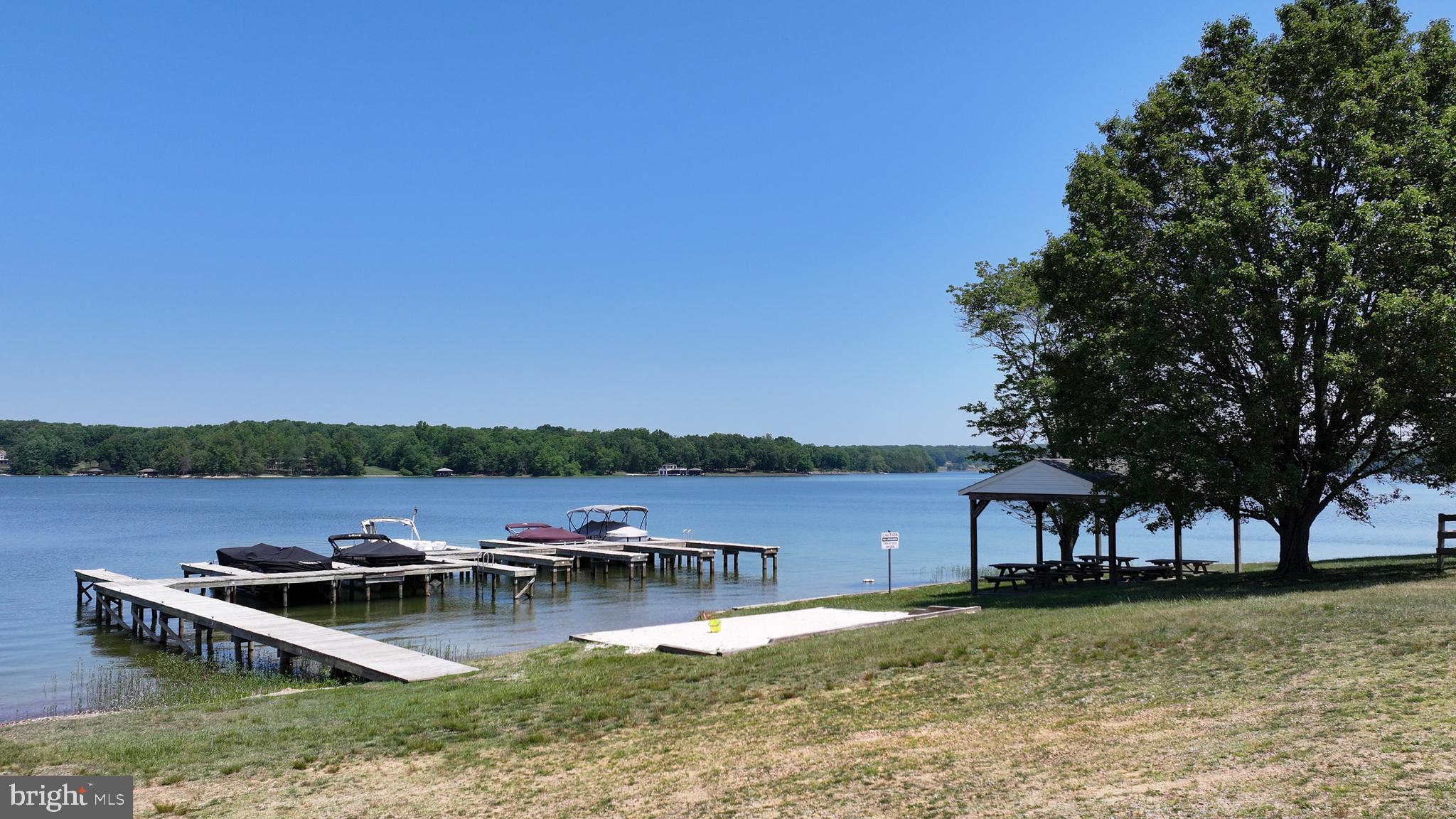 OAK GROVE ESTATES - Residential