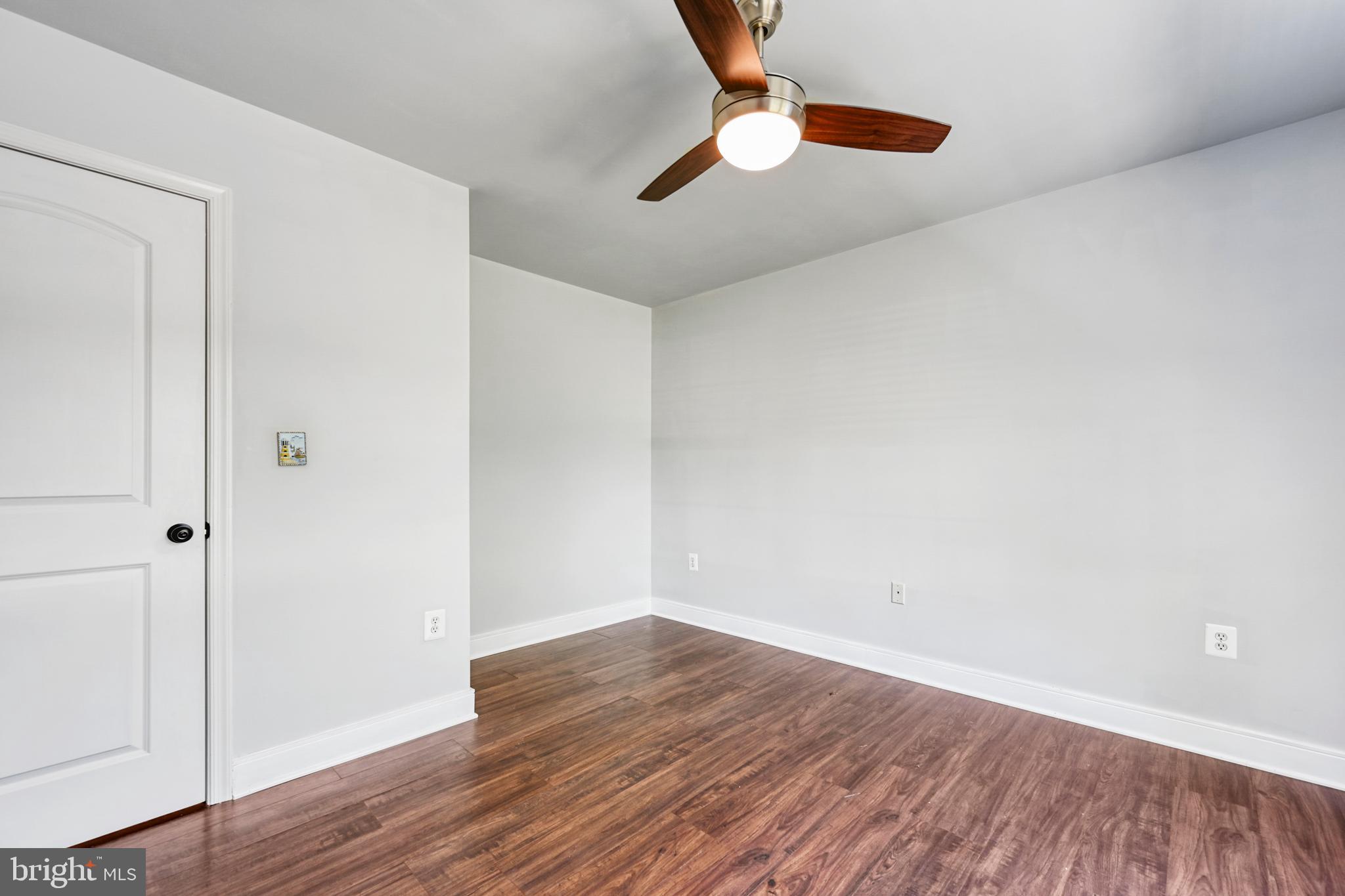 OAK GROVE ESTATES - Residential