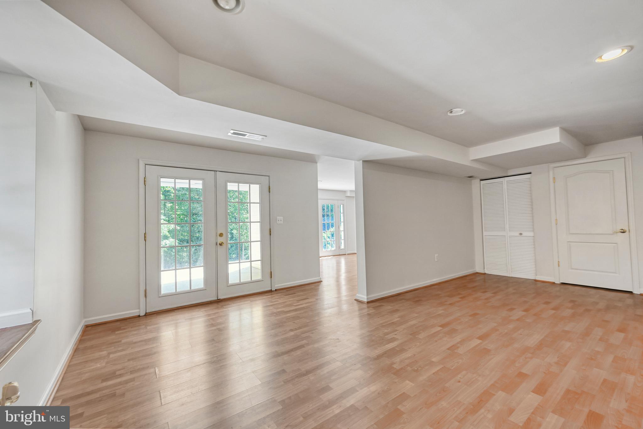 OAK GROVE ESTATES - Residential