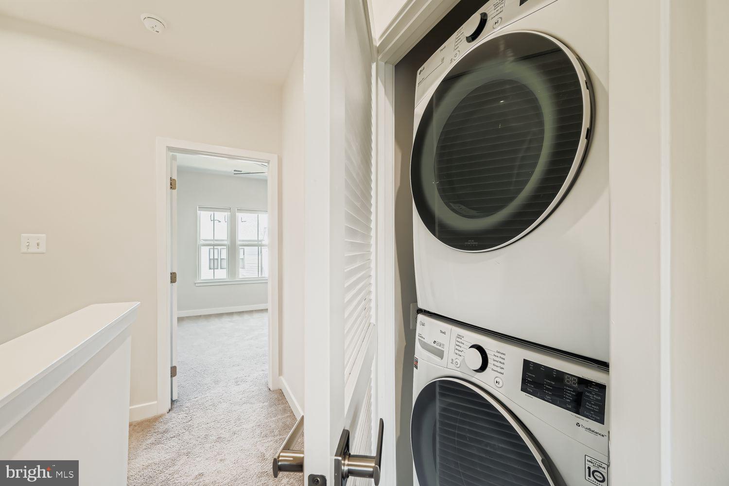 TANYARD SHORES - Residential