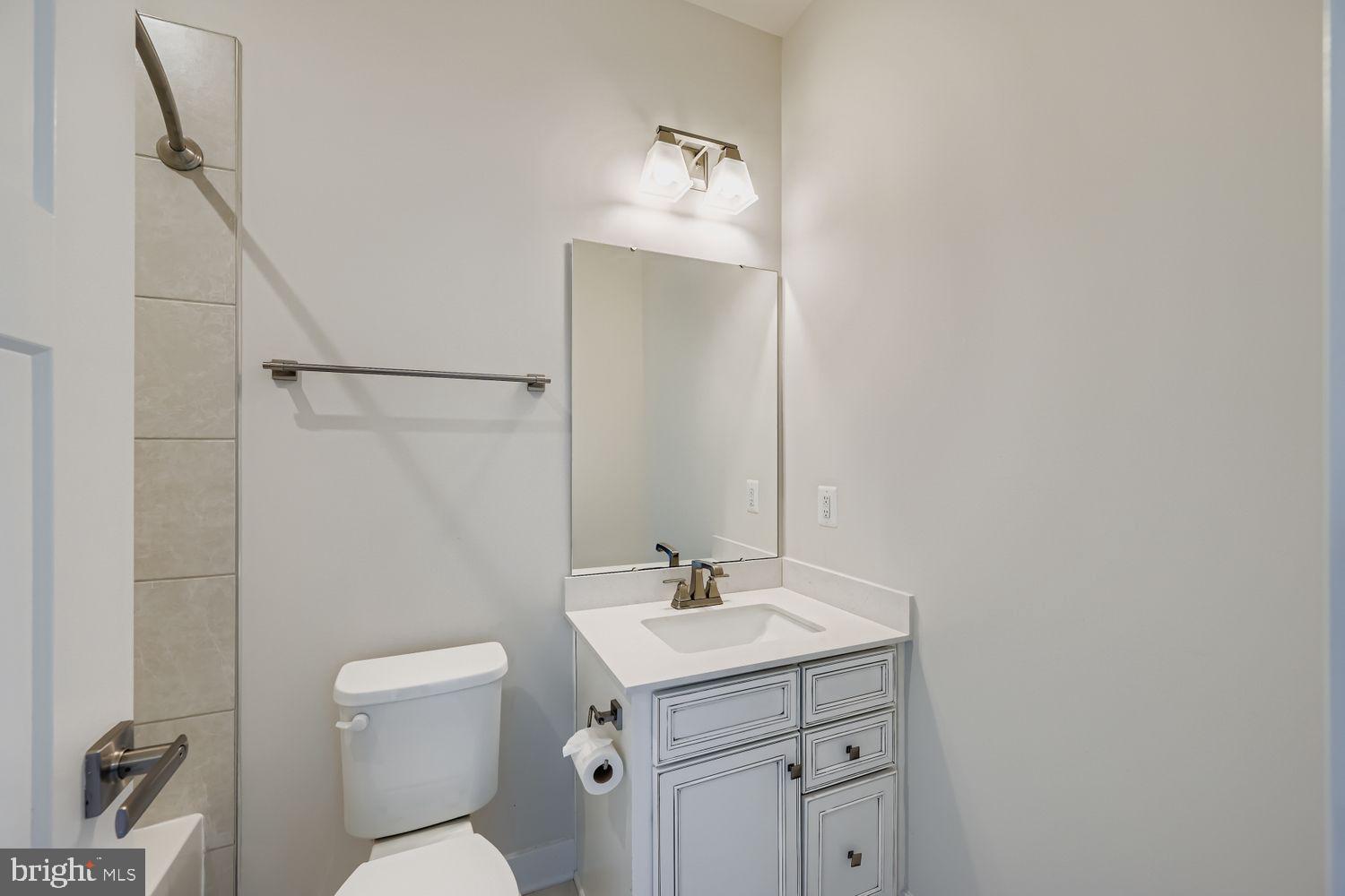 TANYARD SHORES - Residential