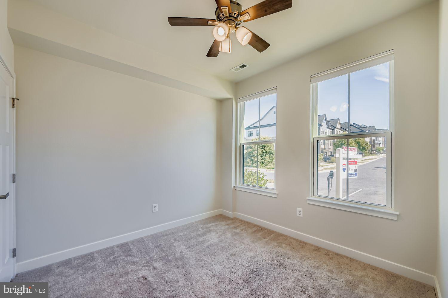 TANYARD SHORES - Residential