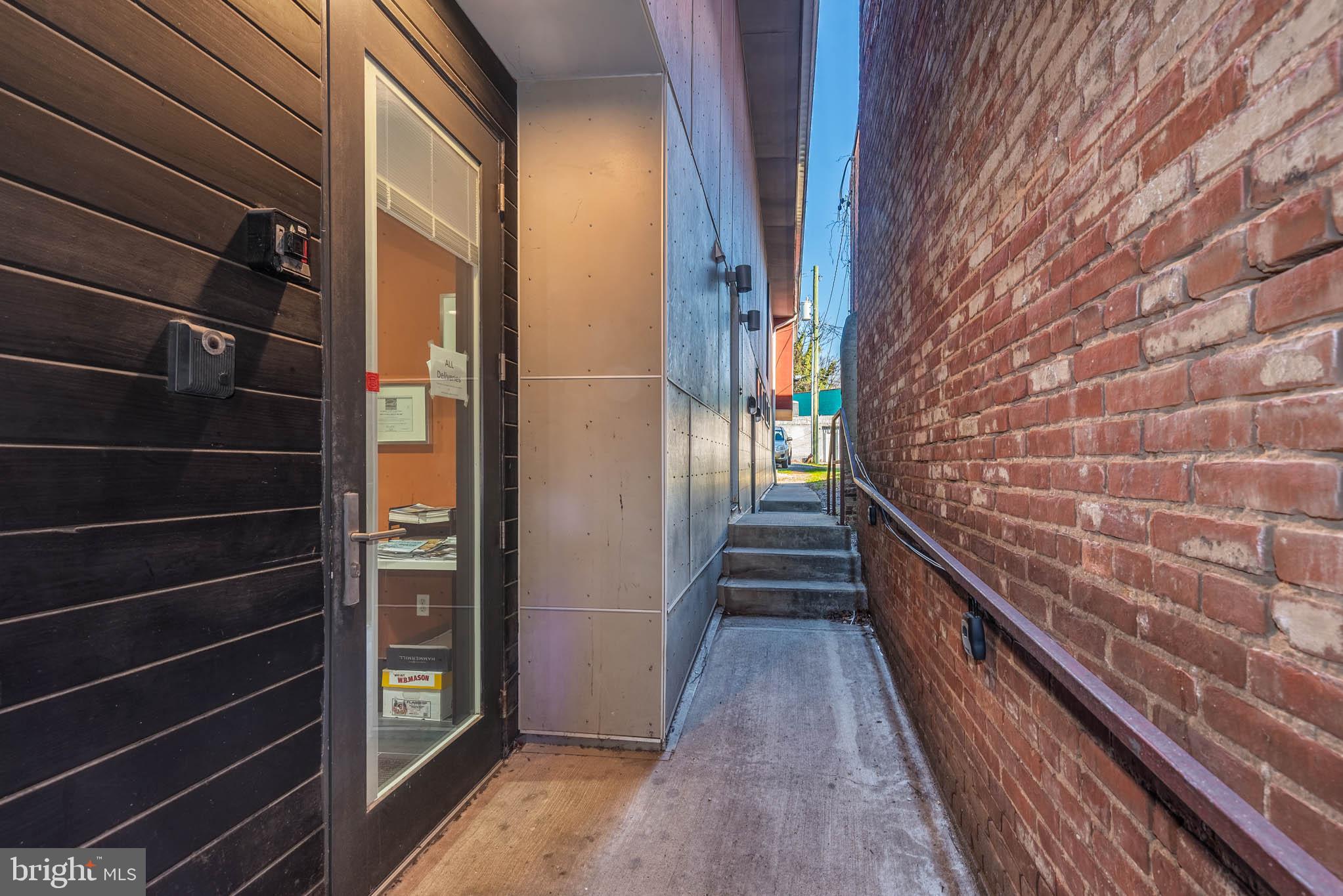 CHARLES VILLAGE - Residential