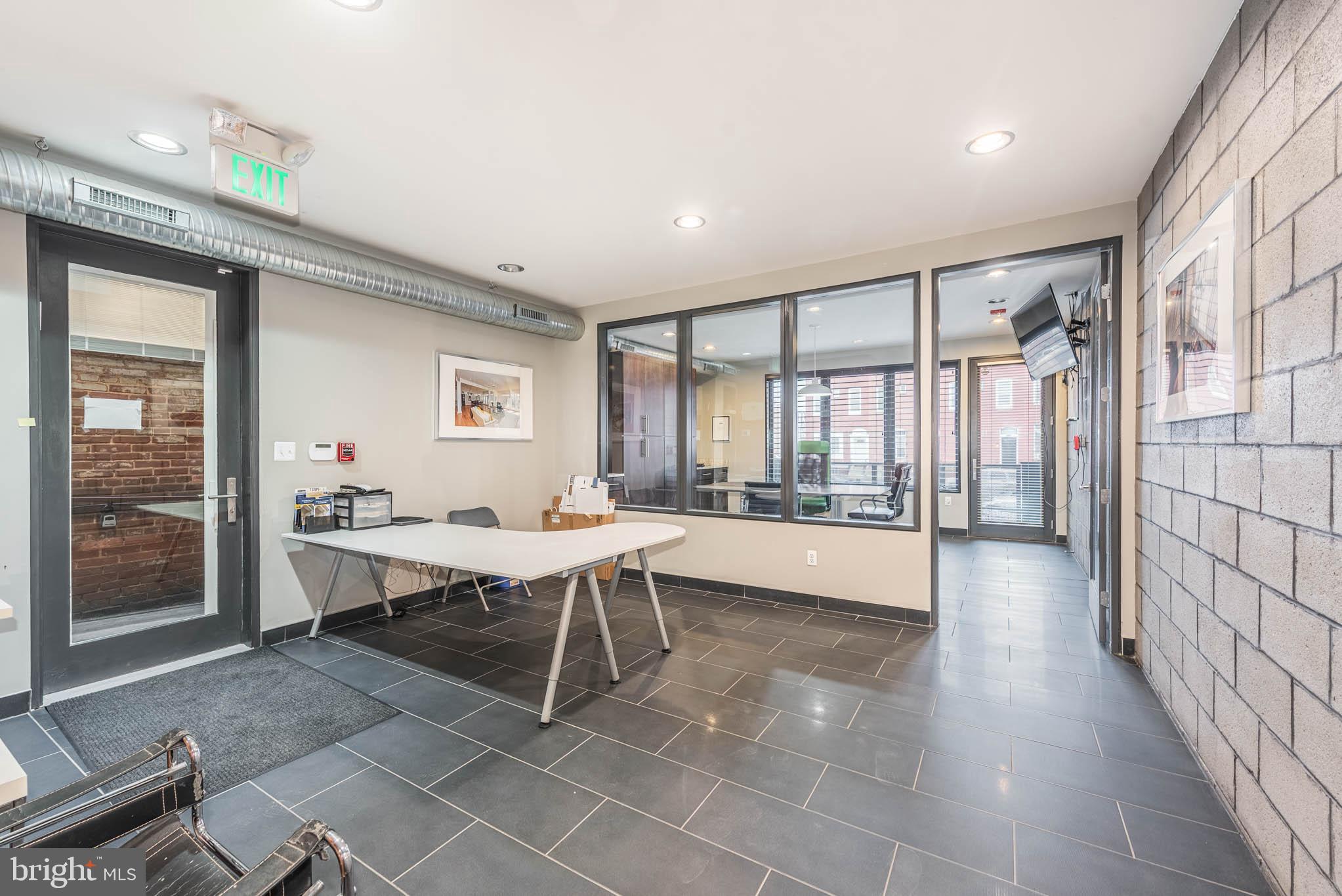 CHARLES VILLAGE - Residential