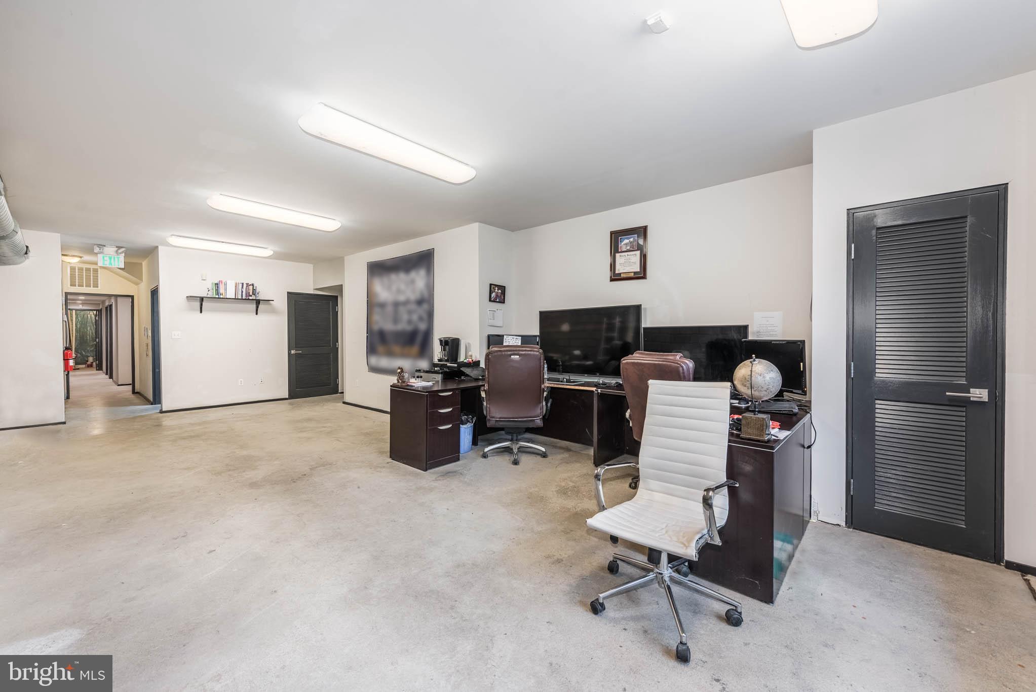 CHARLES VILLAGE - Residential