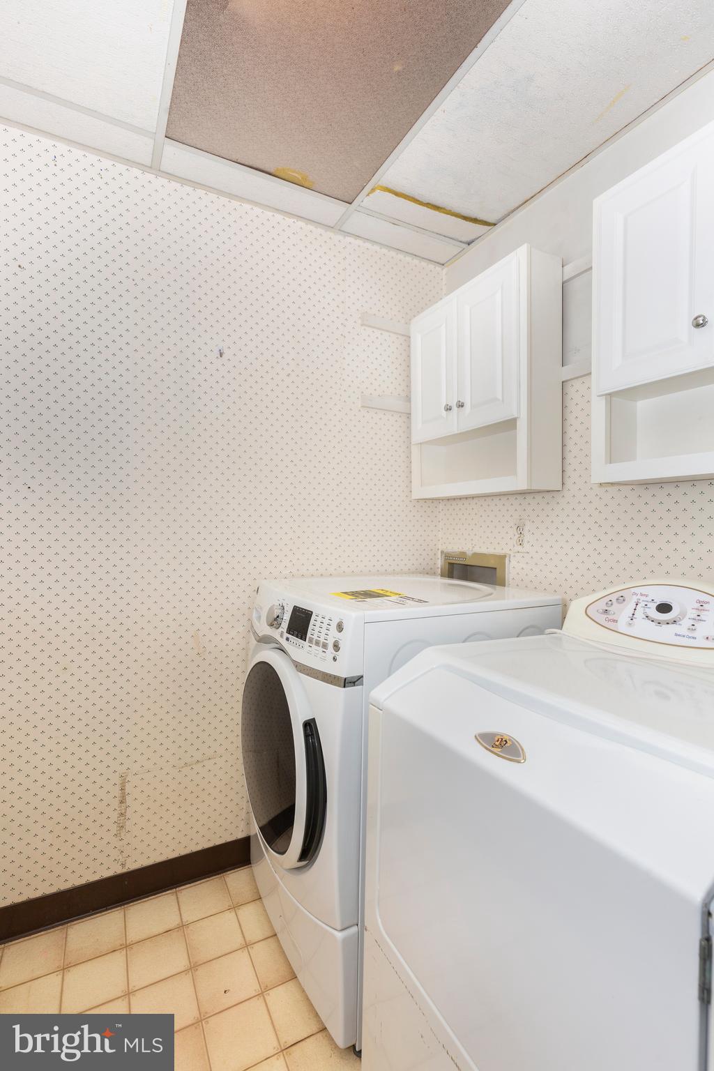 FAIRGROUND VILLAGE - Residential