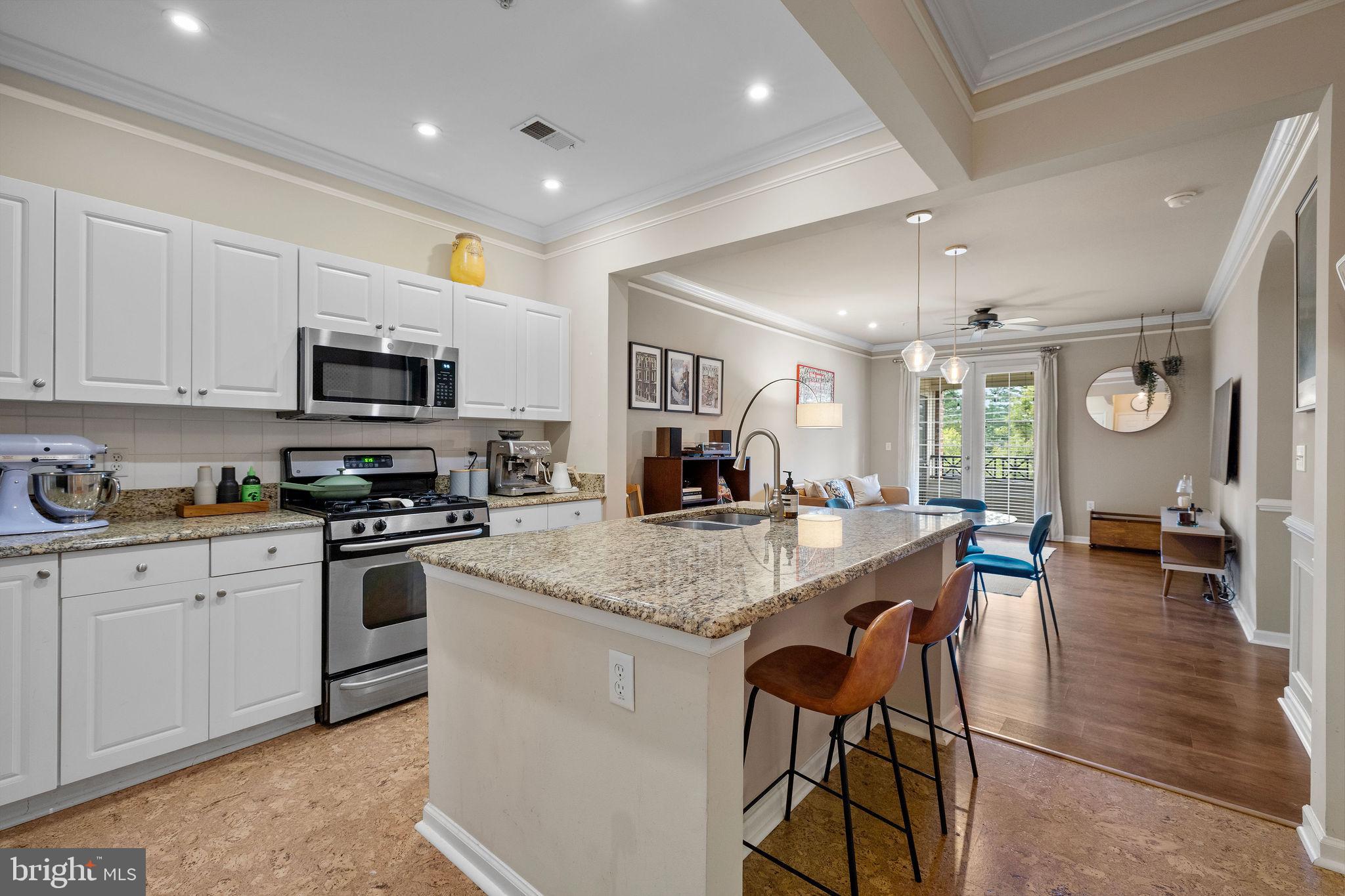 8 GRANITE PLACE 264