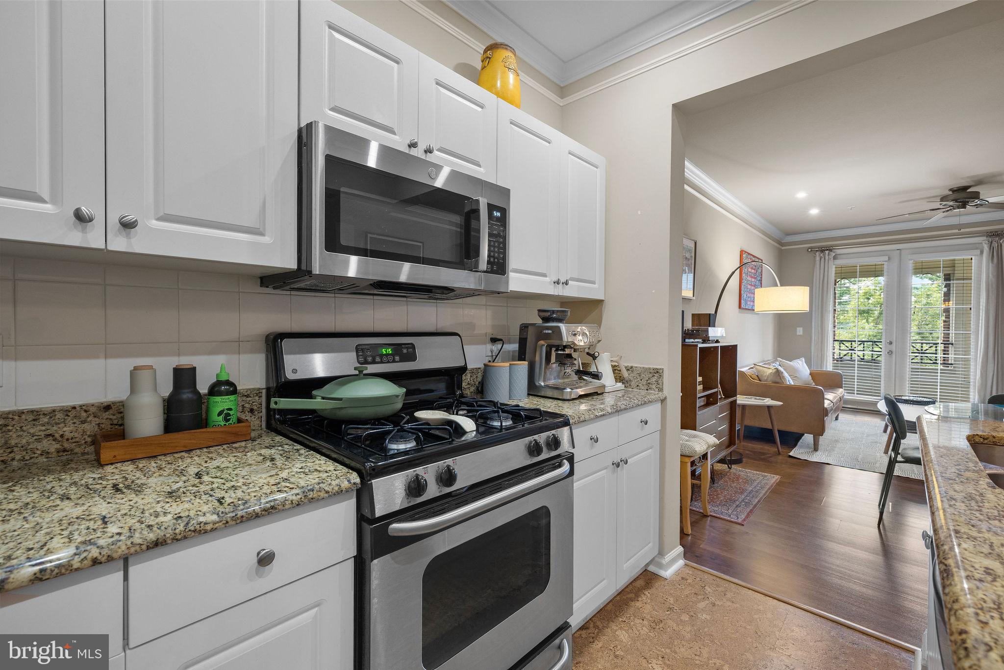 8 GRANITE PLACE 264