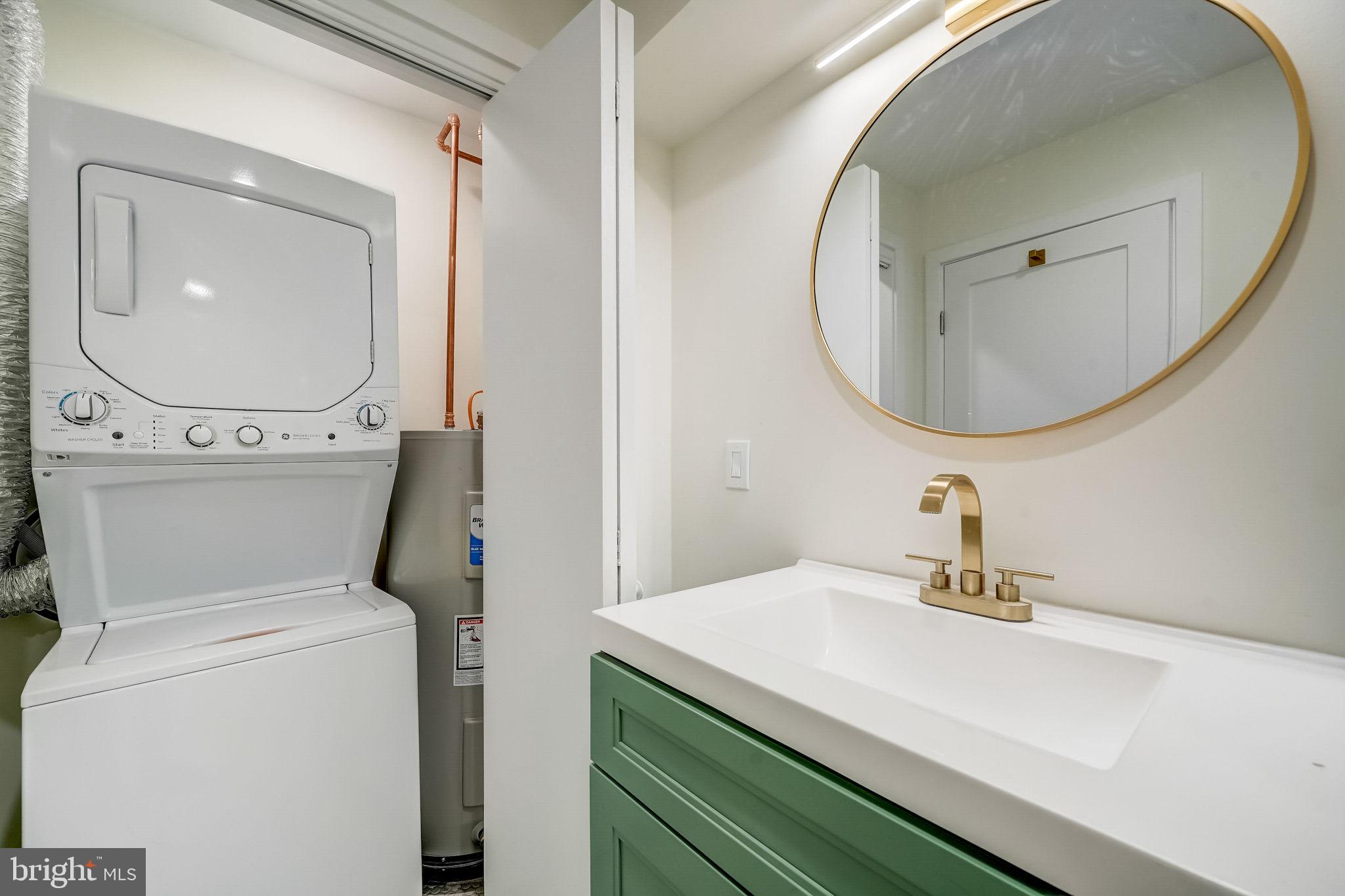 BELLA VISTA - Residential Lease