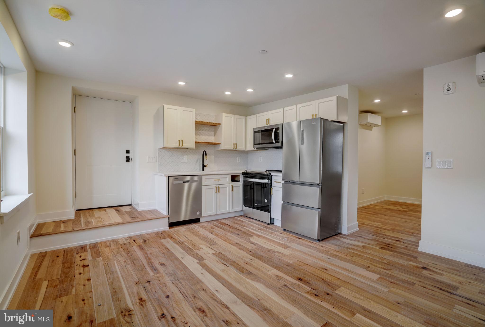 BELLA VISTA - Residential Lease