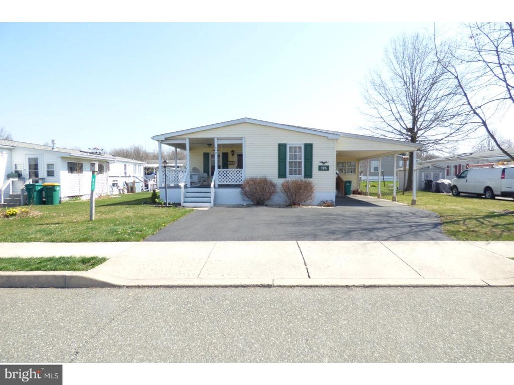 Photo of 642 Butternut Court, RED HILL, PA 18076 (MLS # PAMC2170316)