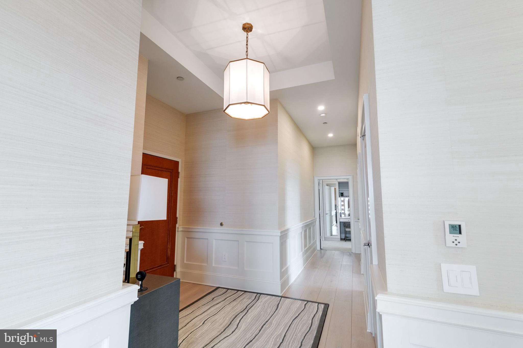 AVENUE OF THE ARTS - Residential