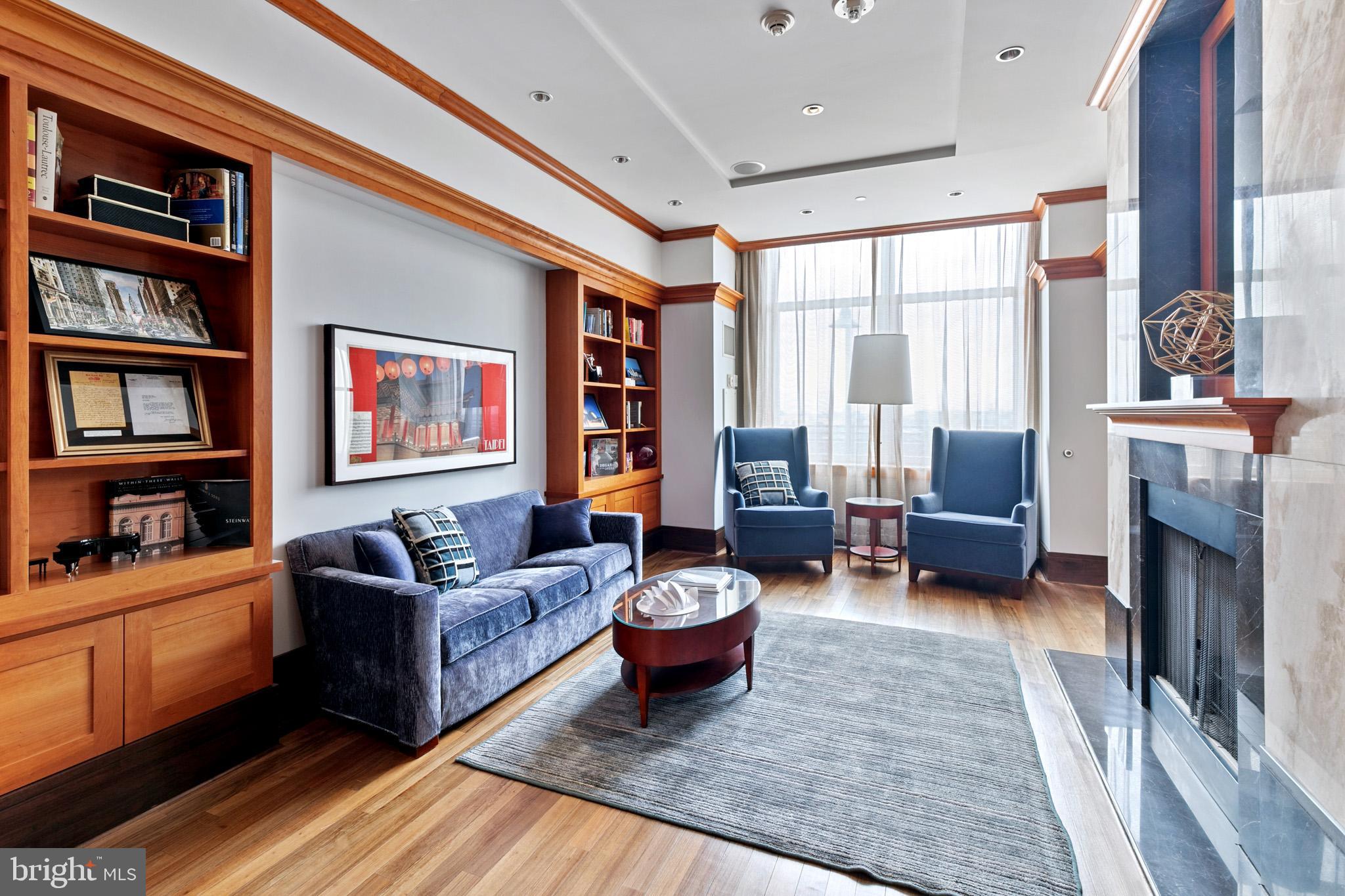 AVENUE OF THE ARTS - Residential