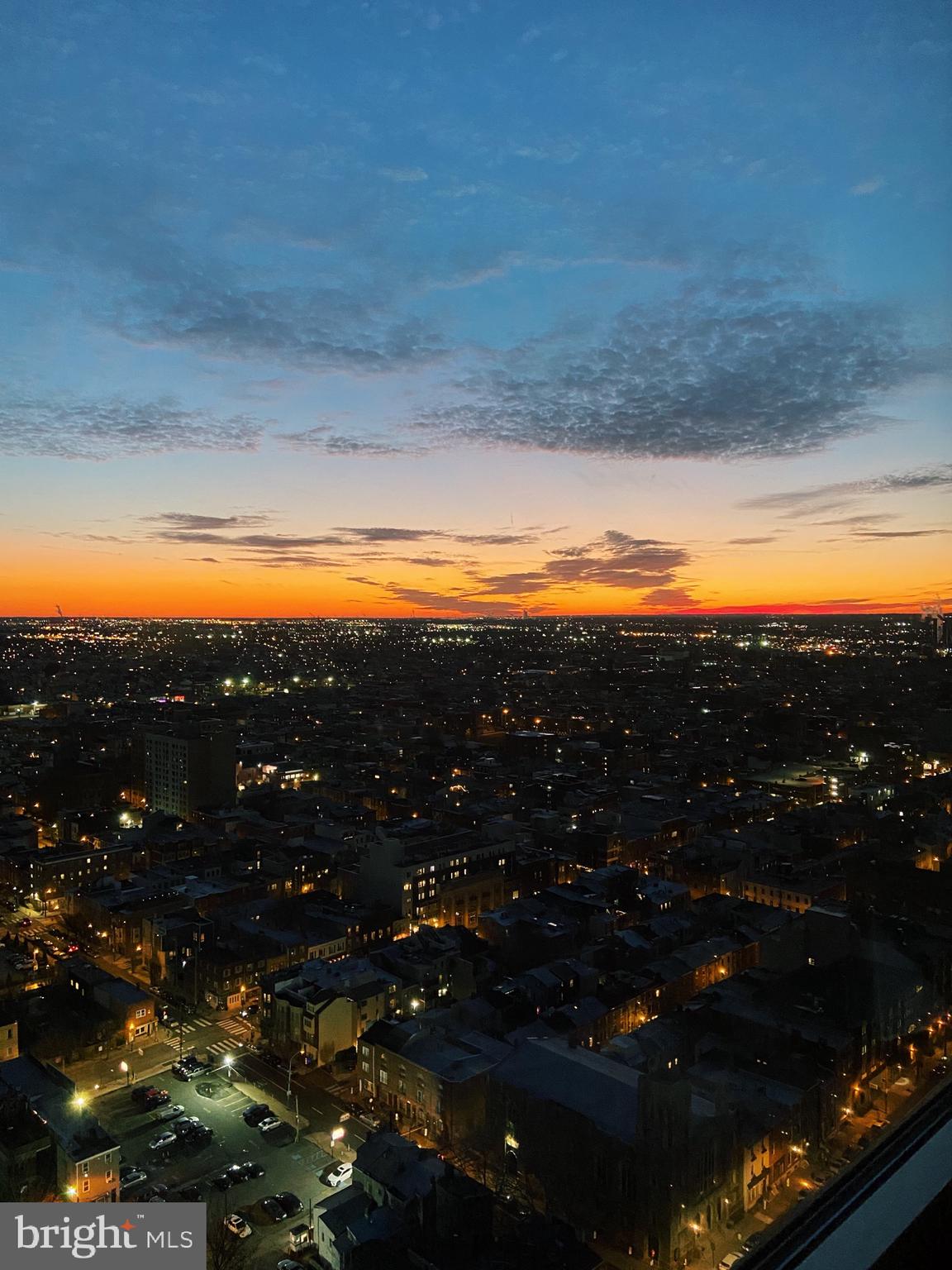 AVENUE OF THE ARTS - Residential