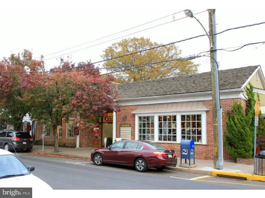 Four Seasons Mall, a multi-tenant retail/restaurant building in downtown New Hope.  River frontage/views, lower level has flooded in the past.  Ample off-street parking, several vacancies.  Short sale subject to bank approval.