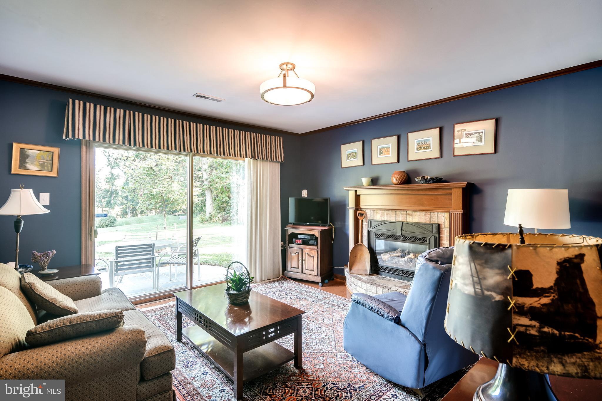 HOBBITS GLEN - Residential