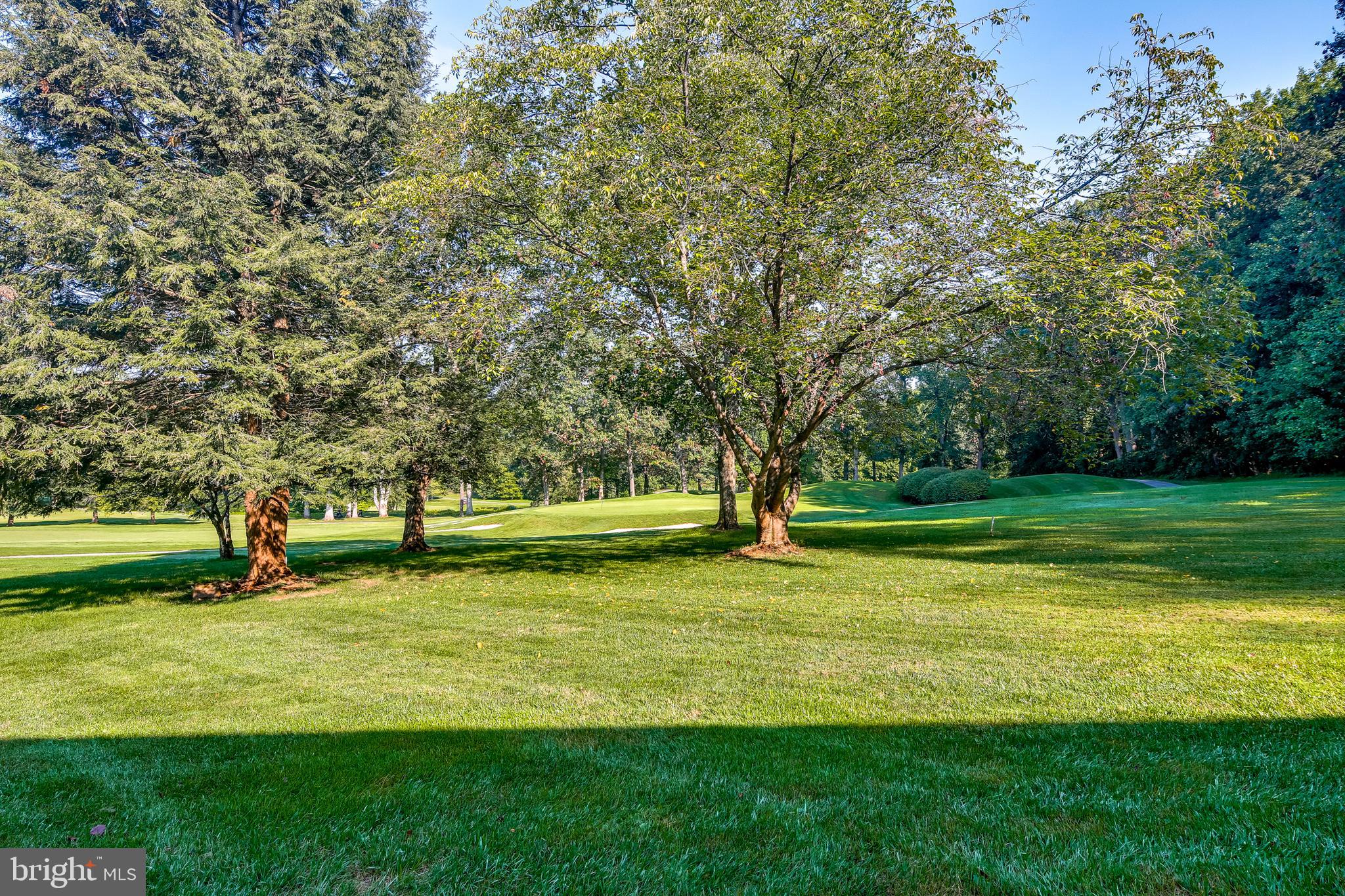 HOBBITS GLEN - Residential