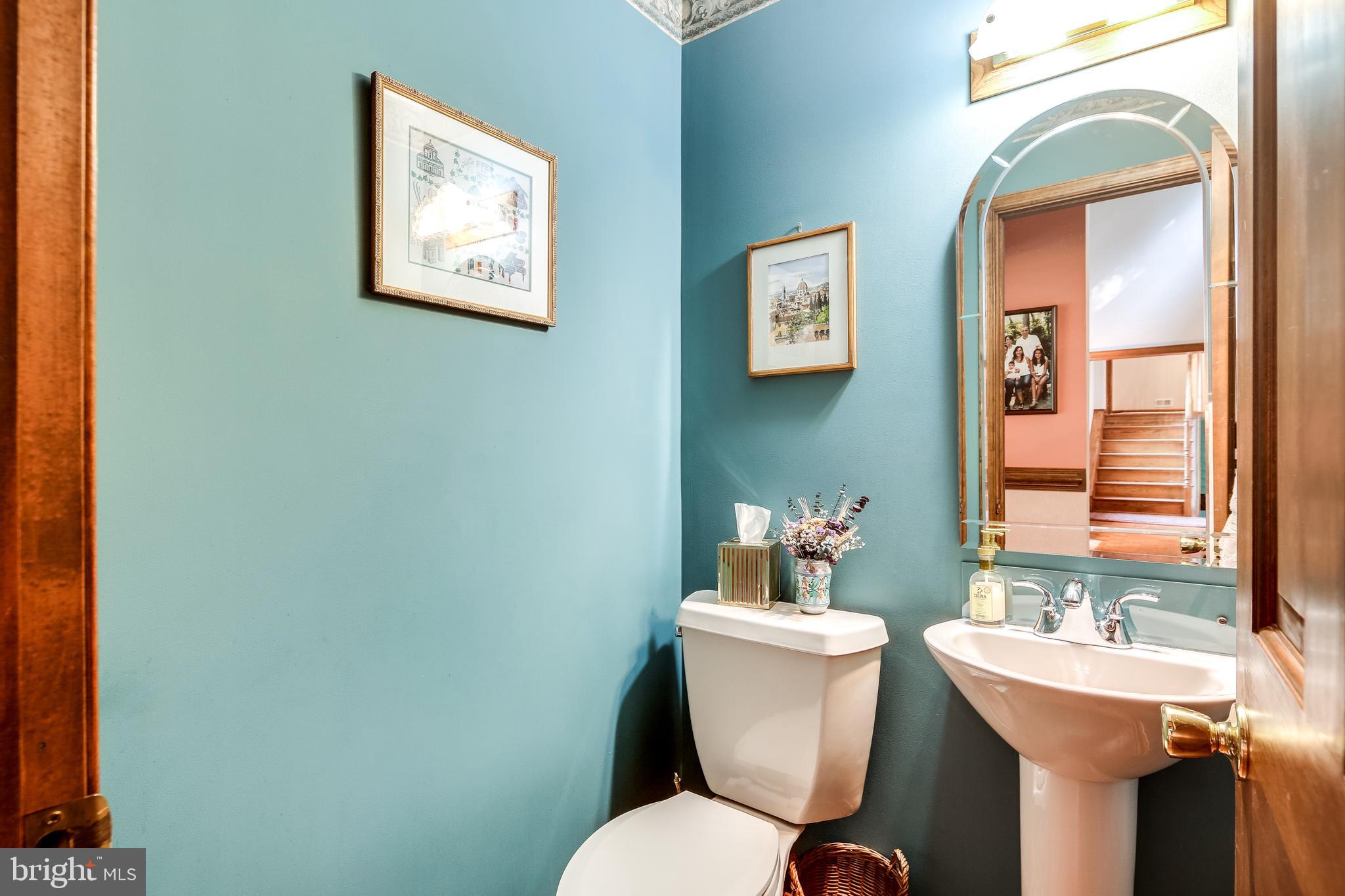 HOBBITS GLEN - Residential