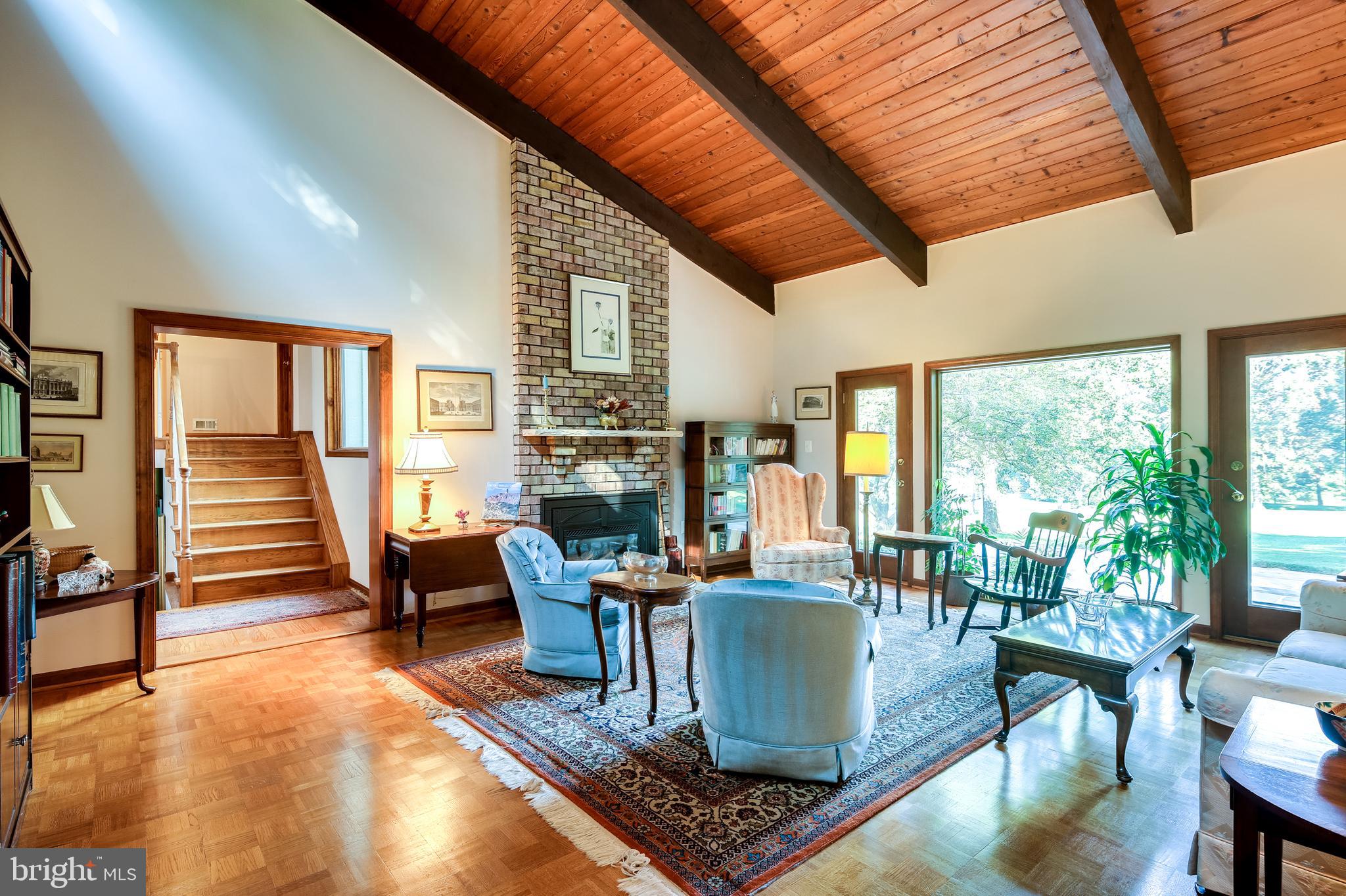 HOBBITS GLEN - Residential